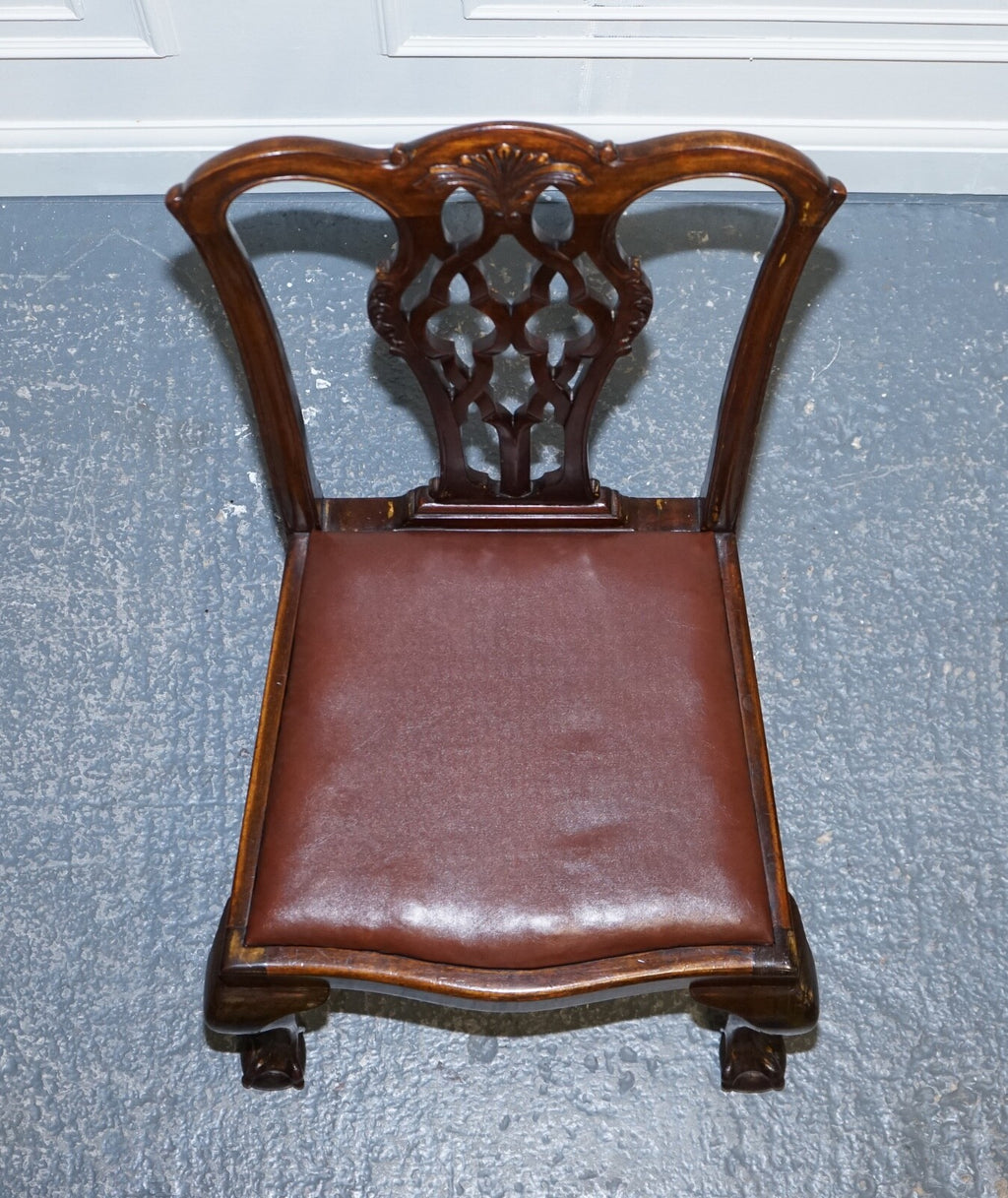 JAMES PHILLIPS CHIPPENDALE STYLE CLAW & BALL SIDE DINING DESK LEATHER CHAIRS