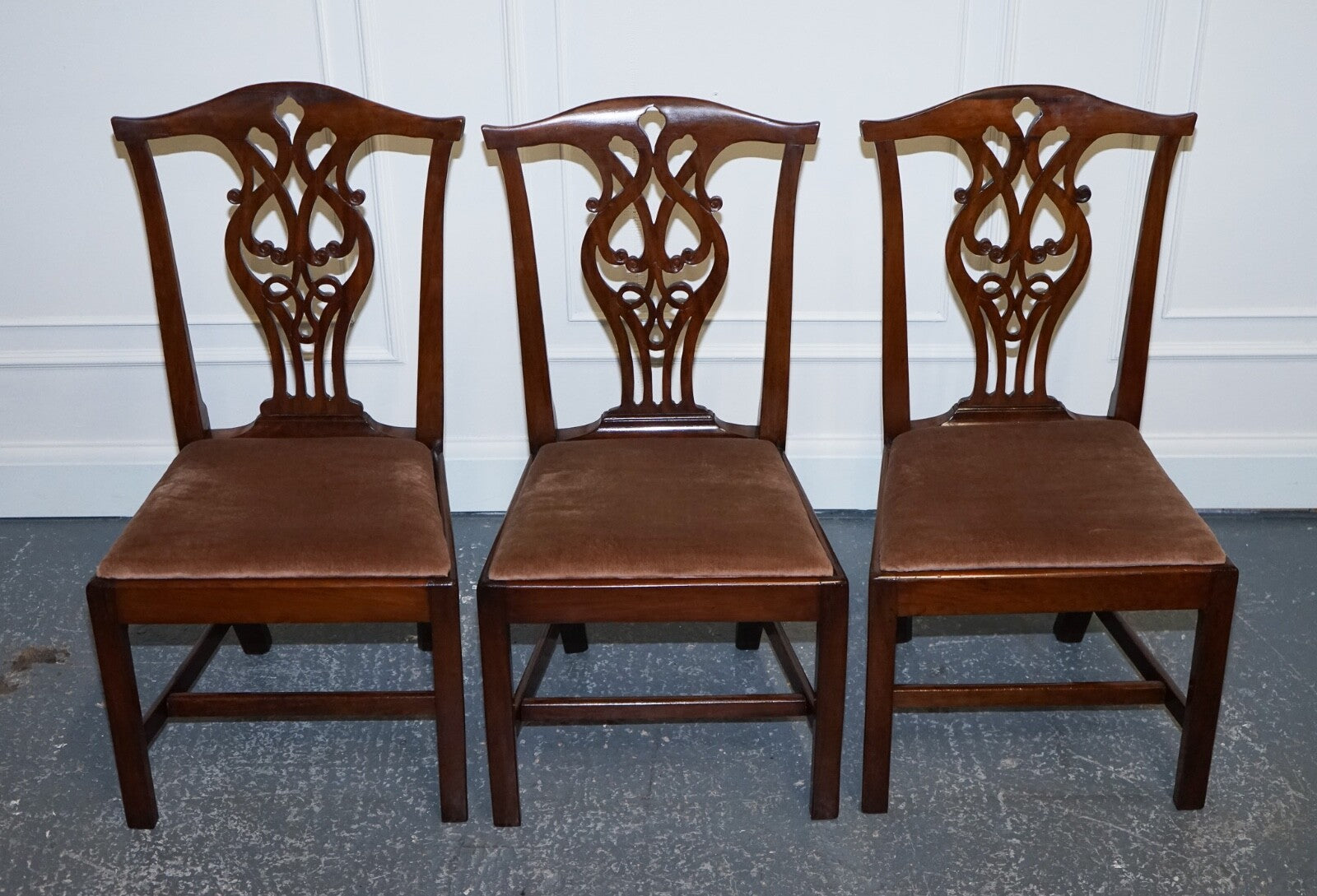 LOVELY CHIPPENDALE STYLE SET OF 6 DINING CHAIRS H FRAME
