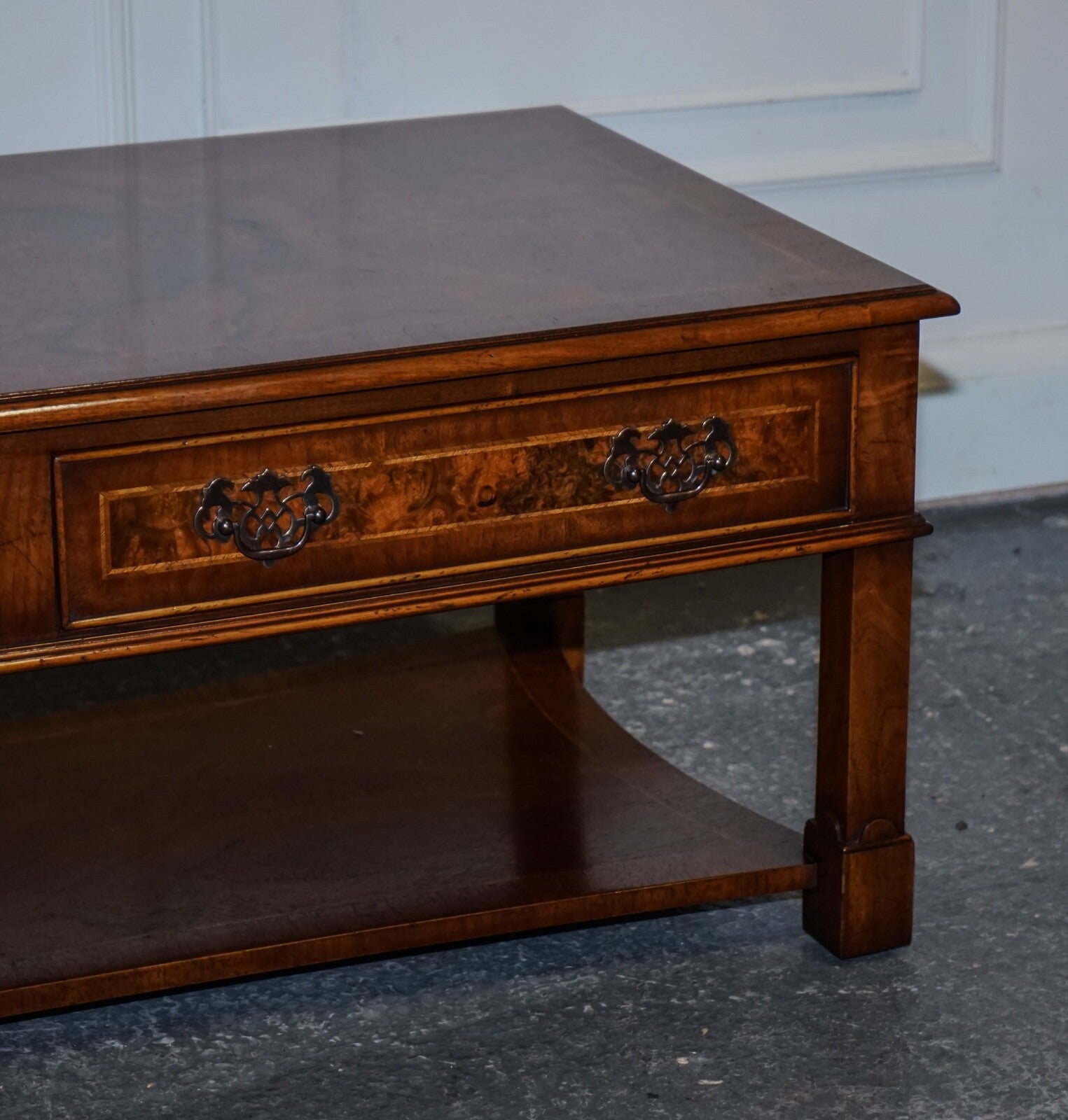 VINTAGE BRIGHTS OF NETTLEBED BURR WALNUT COFFEE TABLE WITH TWO DEEP DRAWERS