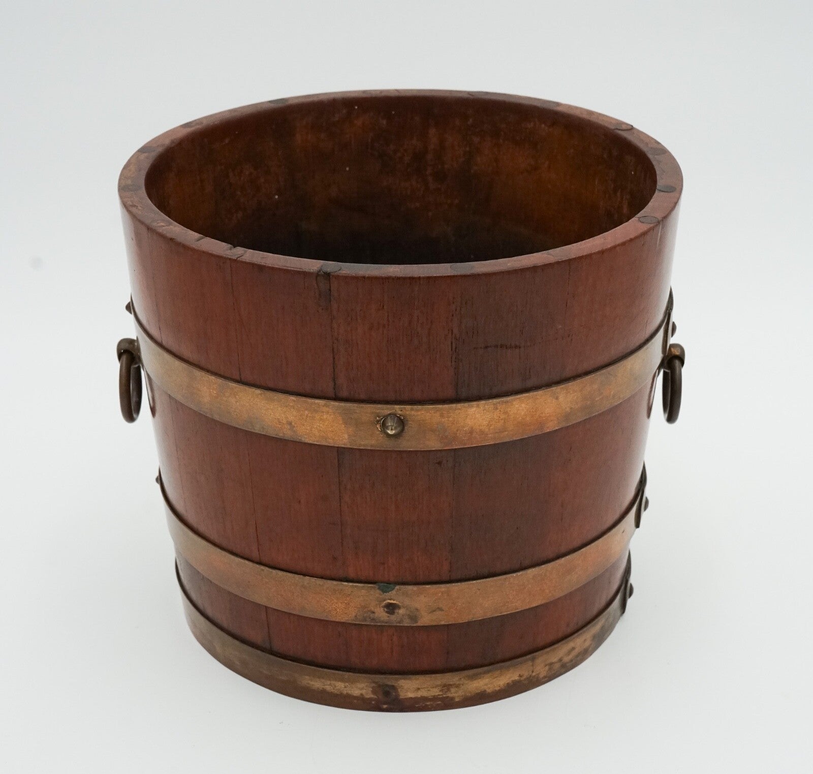 ANTIQUE R.A. LISTER & CO OAK BUCKET BRASS BRACES STUNNING PATINA