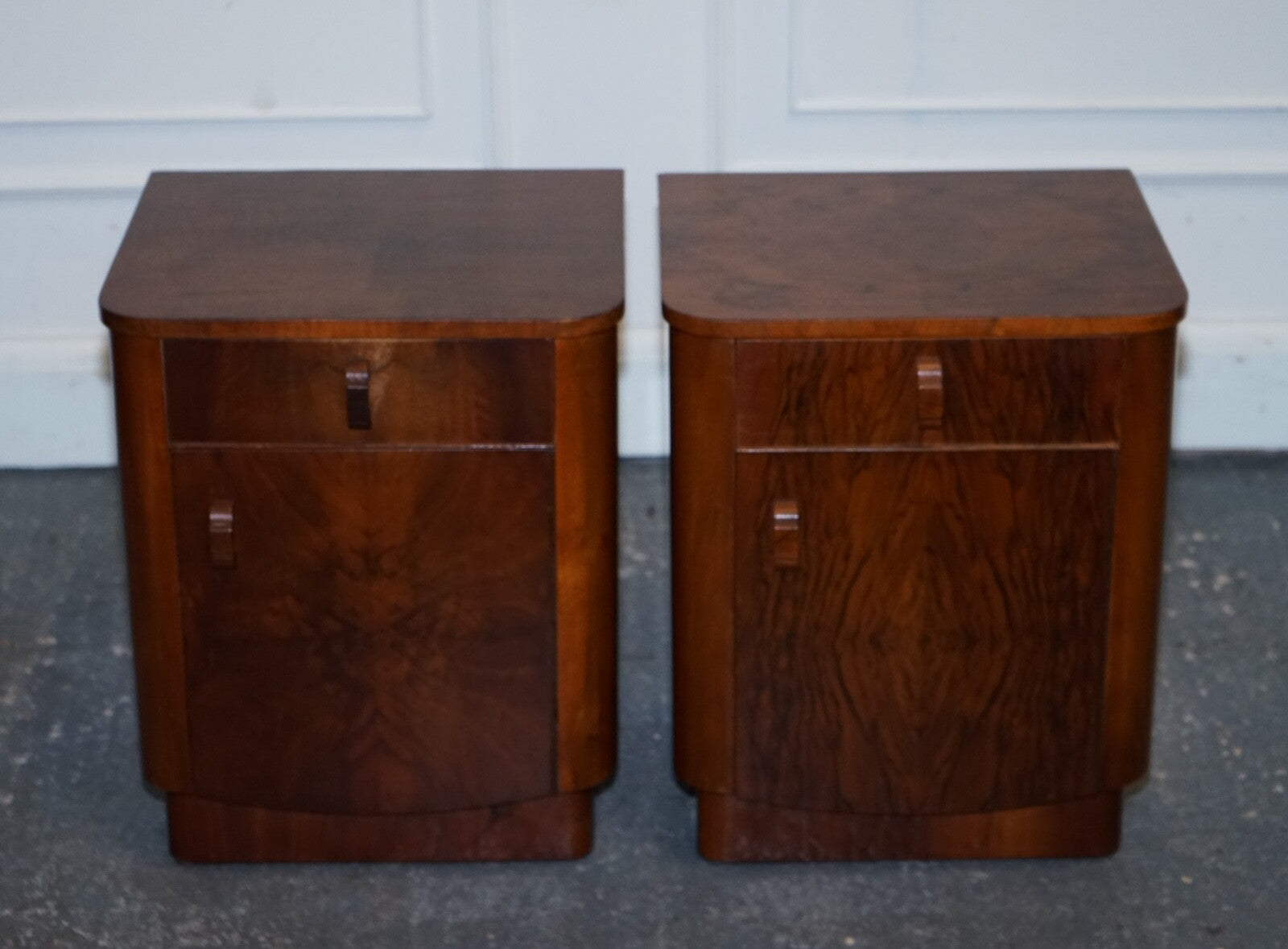 PAIR OF 1930'S ART DECO BURR WALNUT BEDSIDE TABLES NIGHTSTANDS DRAWER & CUPBOARD