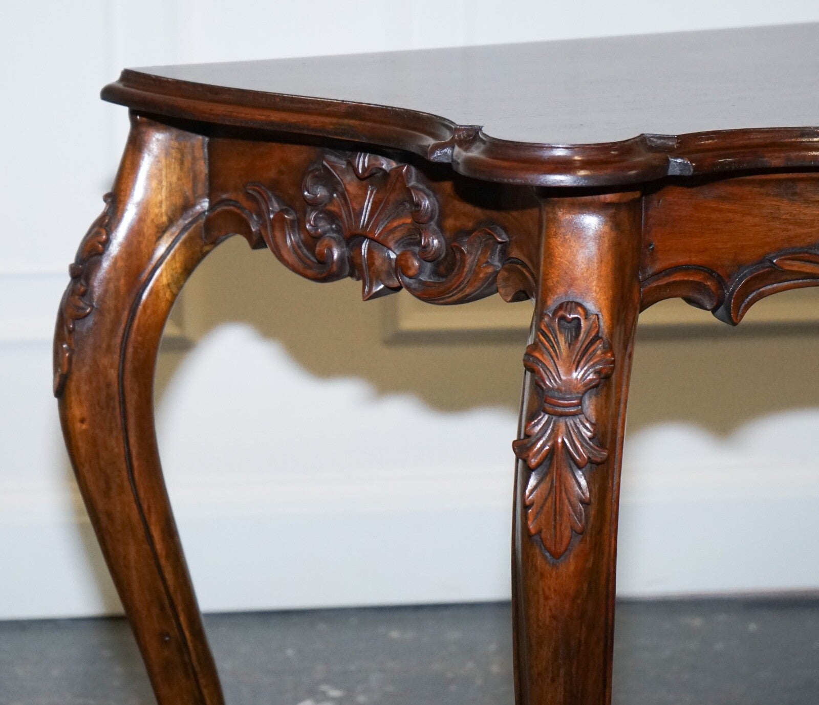 LATE 19TH CENTURY CARVED FRENCH HALL STAND CONSOLE TABLE WITH CABRIOLE LEGS