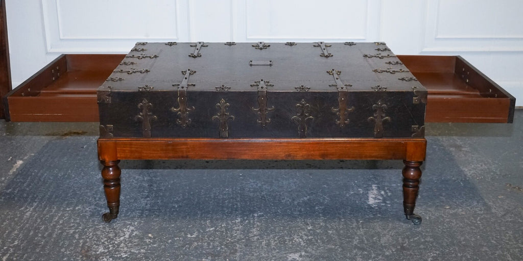 THEODORE ALEXANDER EXQUISITE LARGE COFFEE TABLE DRAWERS ON BOTH SIDES