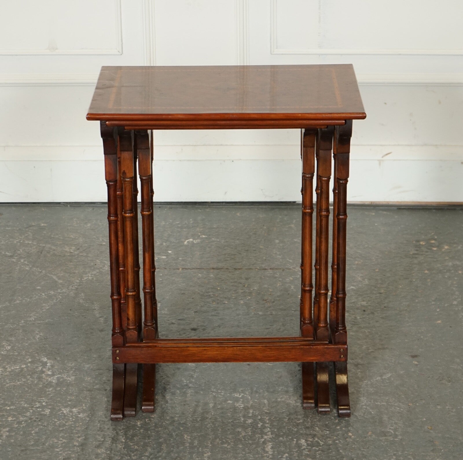 RESTORED VINTAGE SHERATON REVIVAL BURR WALNUT NEST OF TABLES