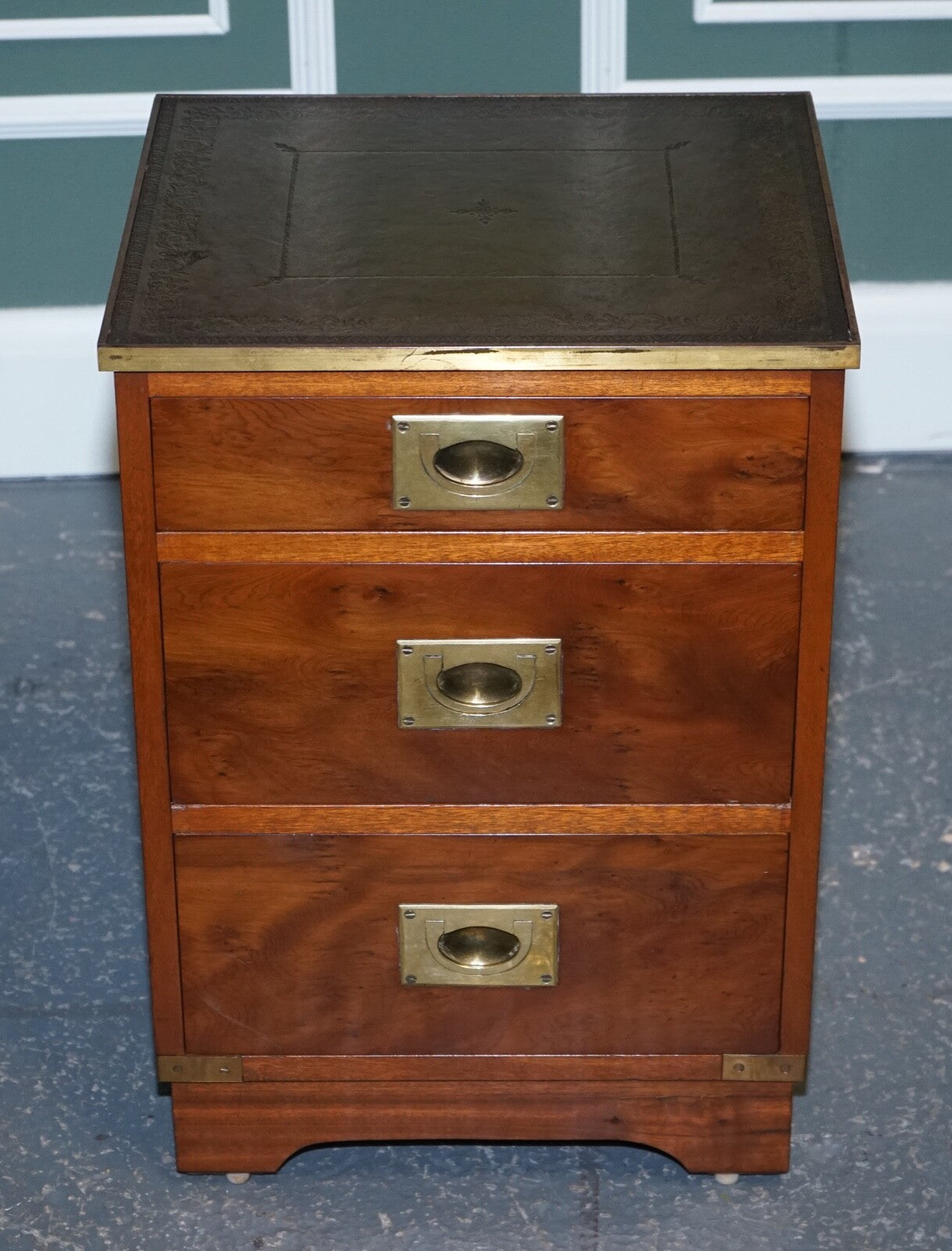 MILITARY CAMPAIGN BEDSIDE NIGHTSTAND END TABLE GREEN LEATHER TOP