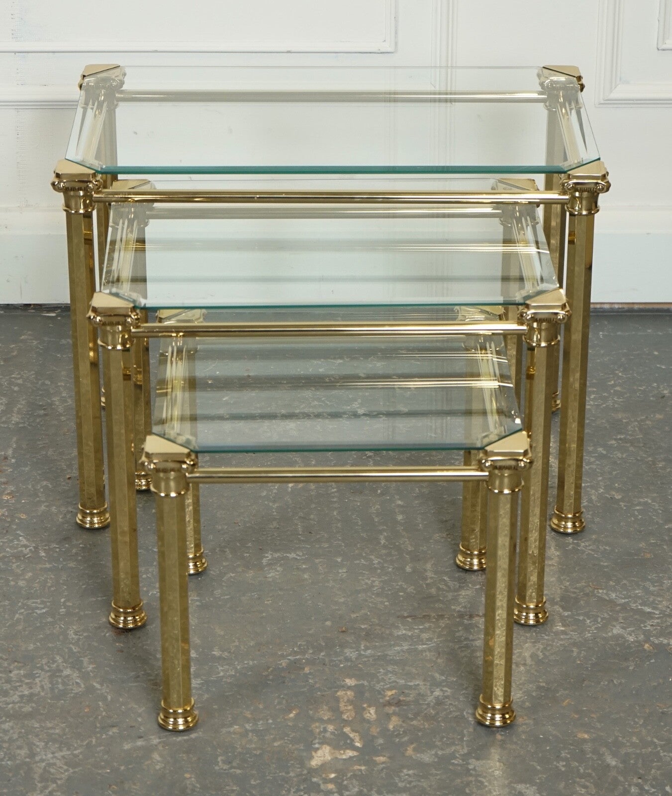 SET OF 1970'S HOLLYWOOD REGENCY GOLDEN BRASS GLASS NEST OF TABLES SIDE TABLE  J1