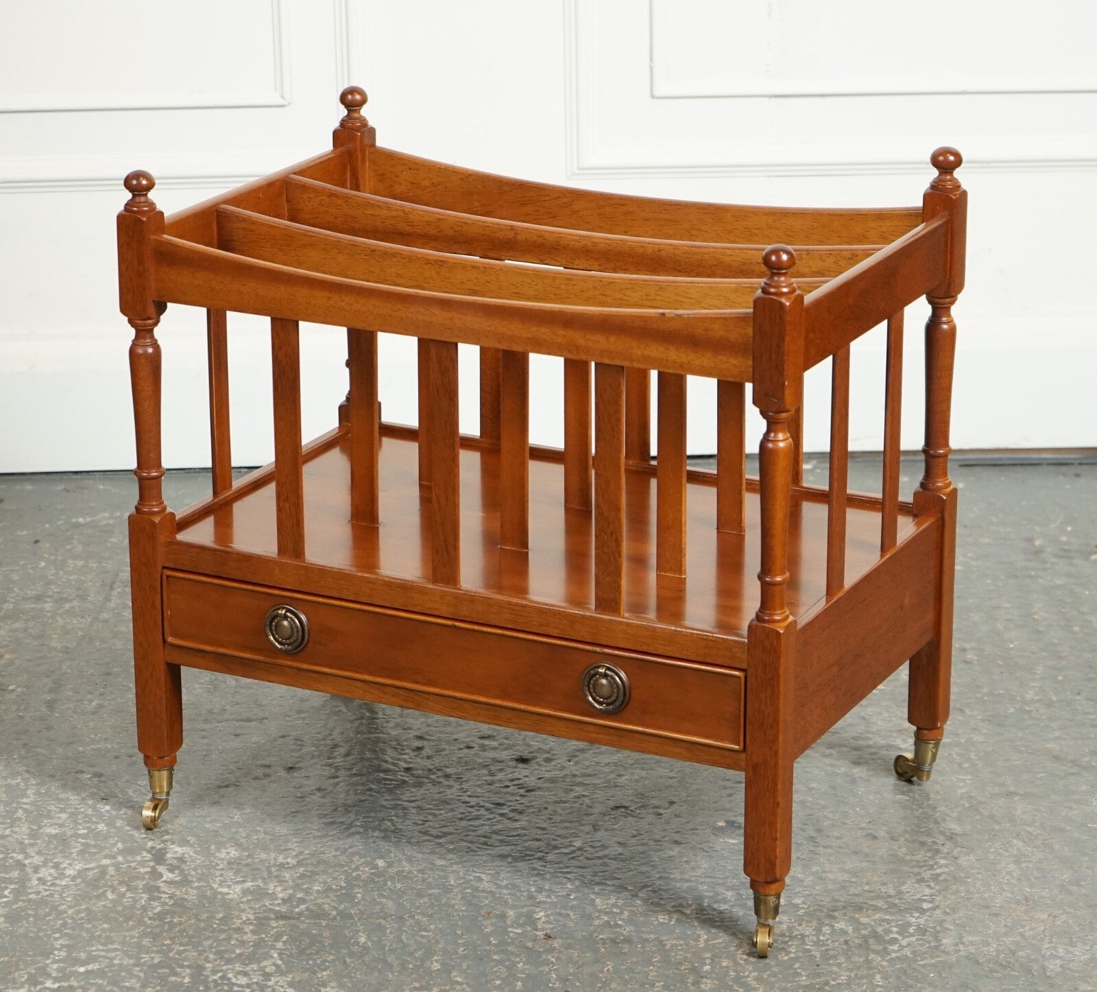 VINTAGE YEW WOOD CANTERBURY NEWSPAPER RACK WITH BRASS HANDLES AND DRAWER J1