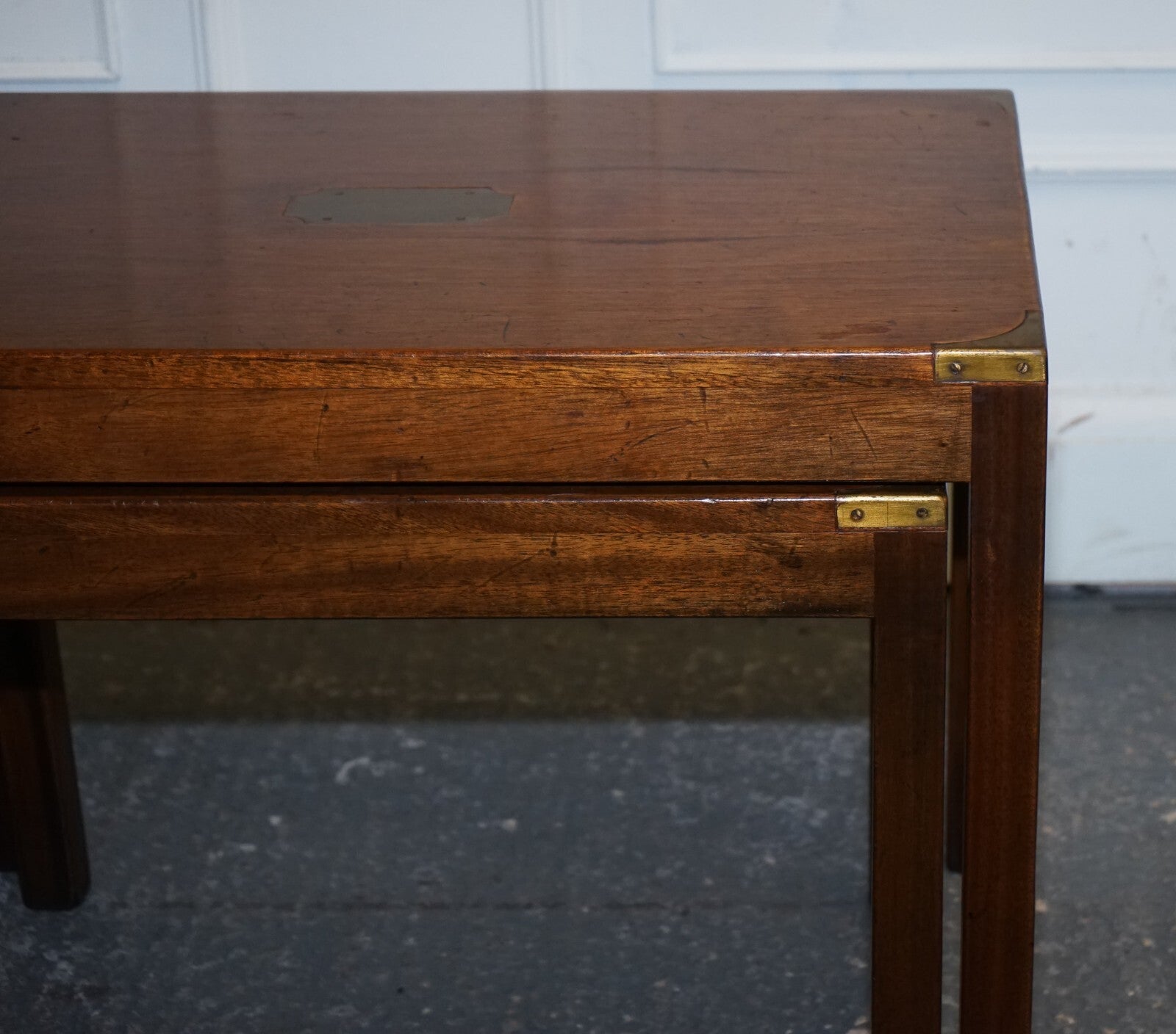 VINTAGE LONDON HARRODS KENNEDY MILITARY CAMPAIGN NEST OF TWO TABLES BRASS DETAIL
