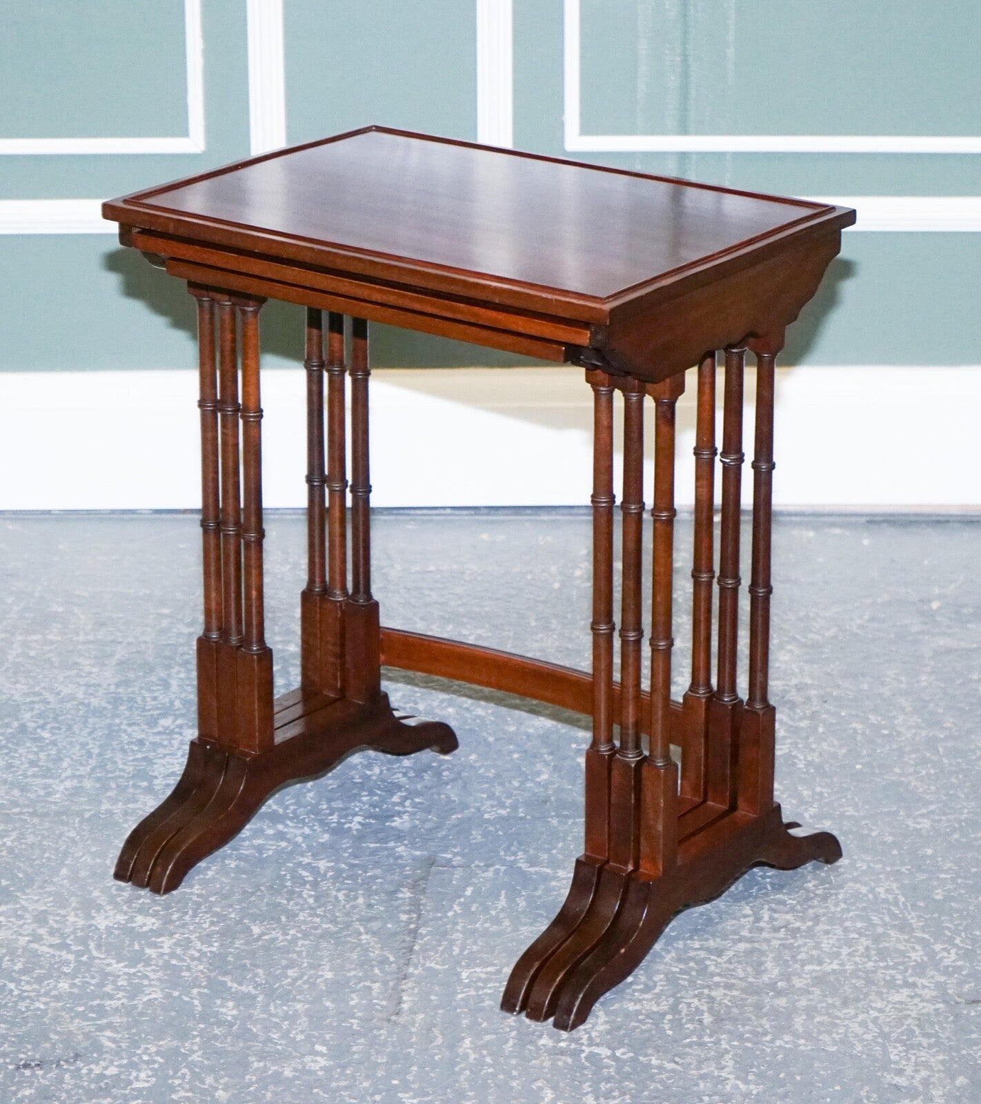GEORGIAN NEST OF FOUR NESTING TABLES SIDE TABLES WITH BAMBOO LEGS