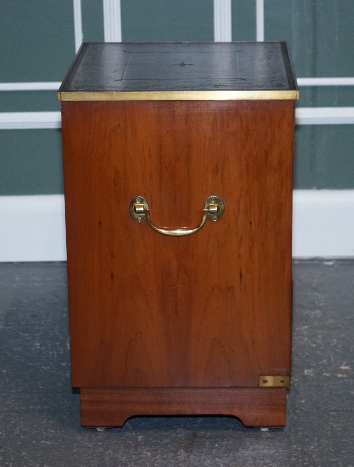 MILITARY CAMPAIGN BEDSIDE NIGHTSTAND END TABLE GREEN LEATHER TOP