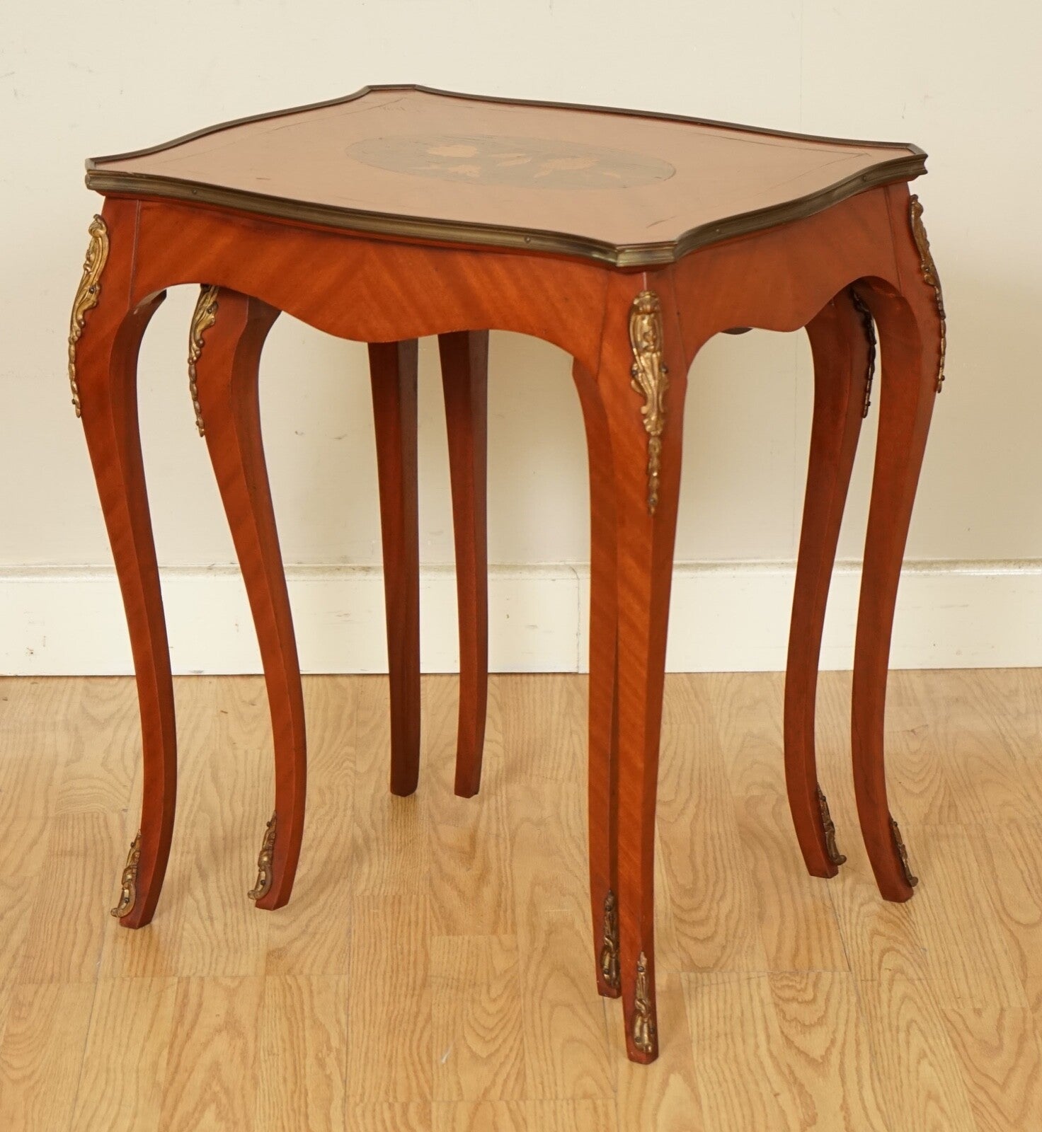 LOVELY VINTAGE FRENCH INLAID PARQUETRY SET OF 2 NESTING TABLES