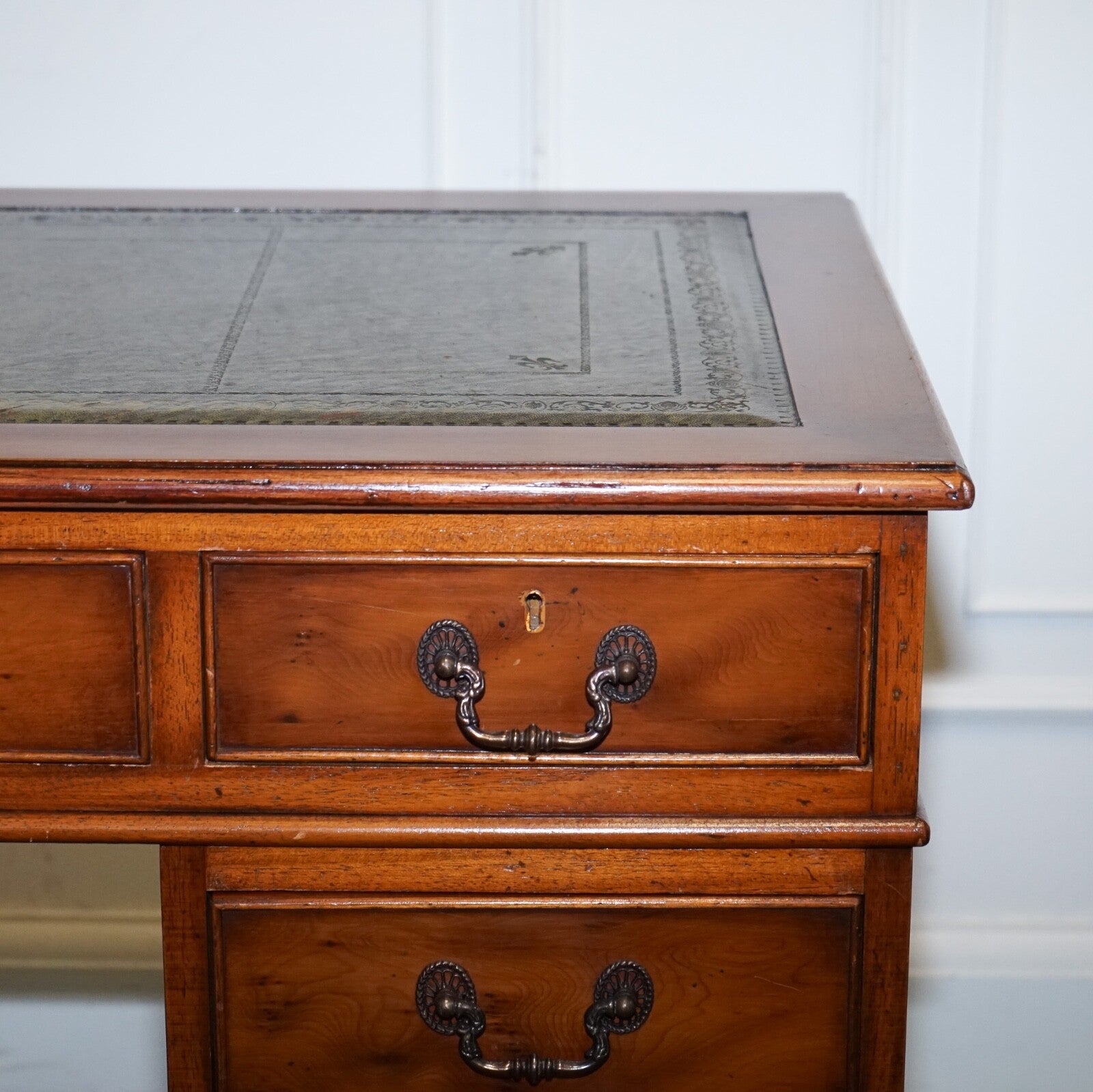 VINTAGE YEW WOOD TWIN PEDESTAL GREEN LEATHER TOP DESK