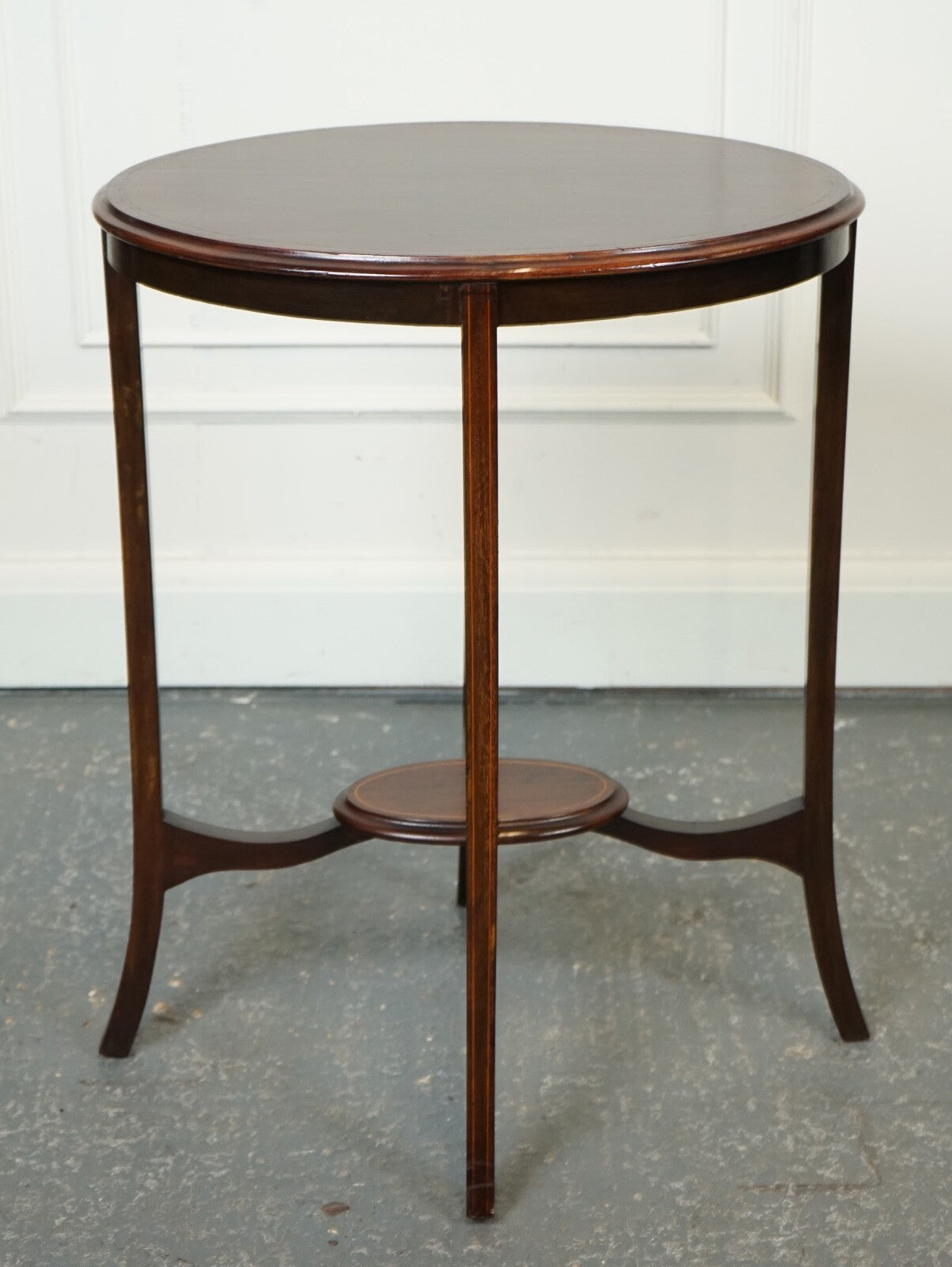 LOVELY ANTIQUE OVAL HARDWOOD SIDE PLANT TABLE J1
