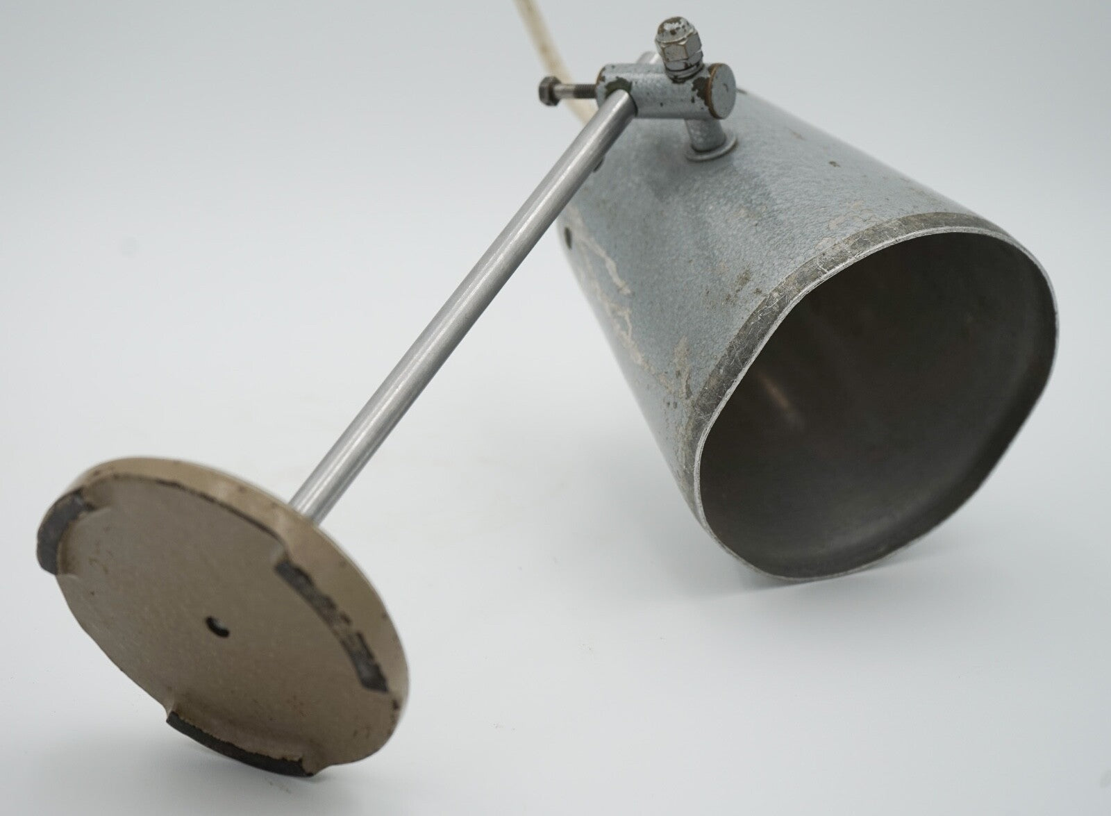 1940'S ENGLISH SALVAGED LABORATORY SCHOOL TABLE ADJUSTABLE LIGHT 003