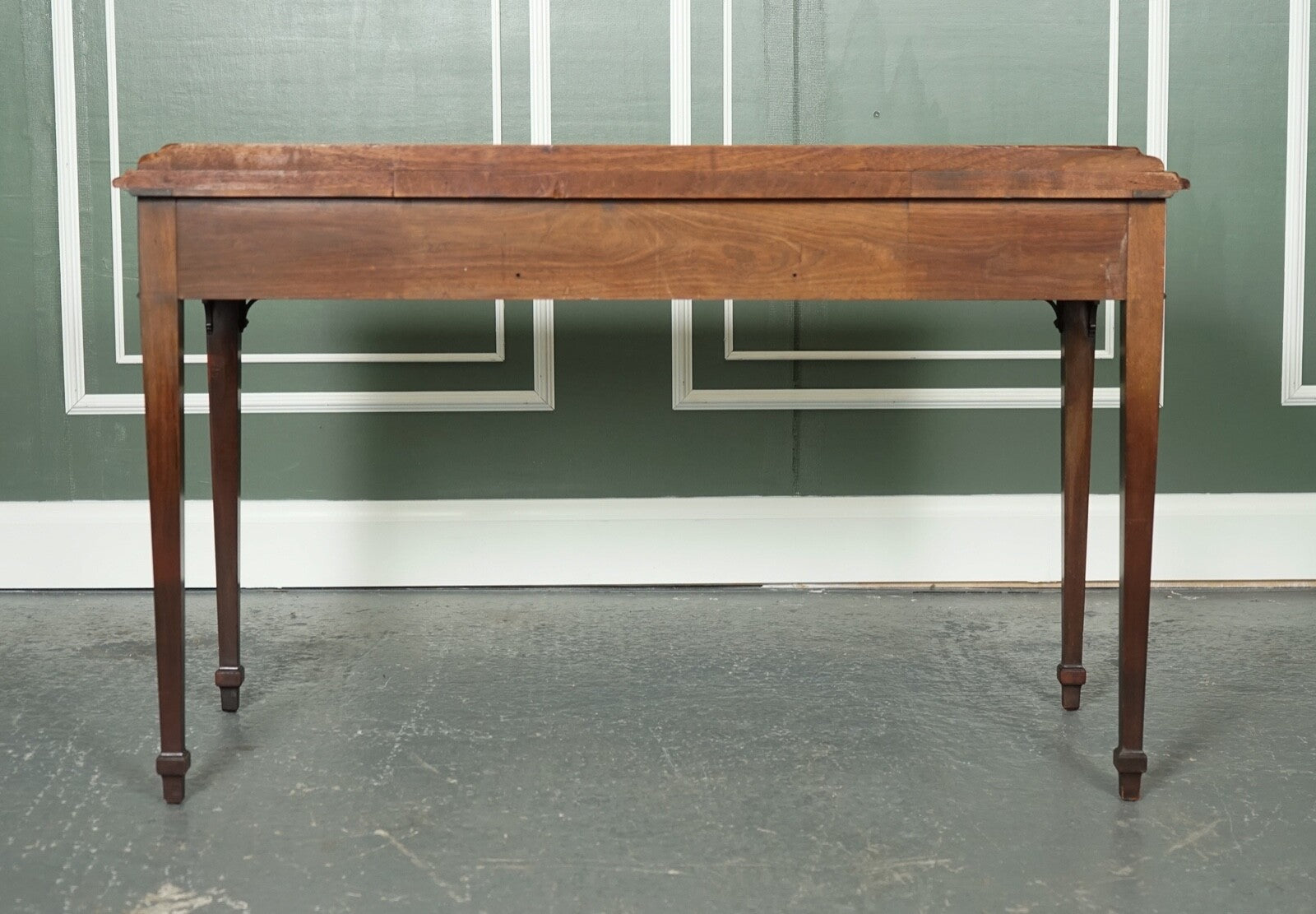 STUNNING CHIPPENDALE STYLE MAHOGANY CONSOLE HALLWAY TABLE WITH ORIGINAL HANDLES