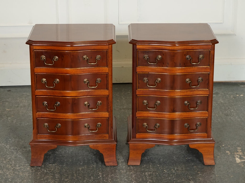 PAIR OF SMALL GEORGIAN STYLE BED SIDE NIGHTSTANDS CHEST OF DRAWERS
