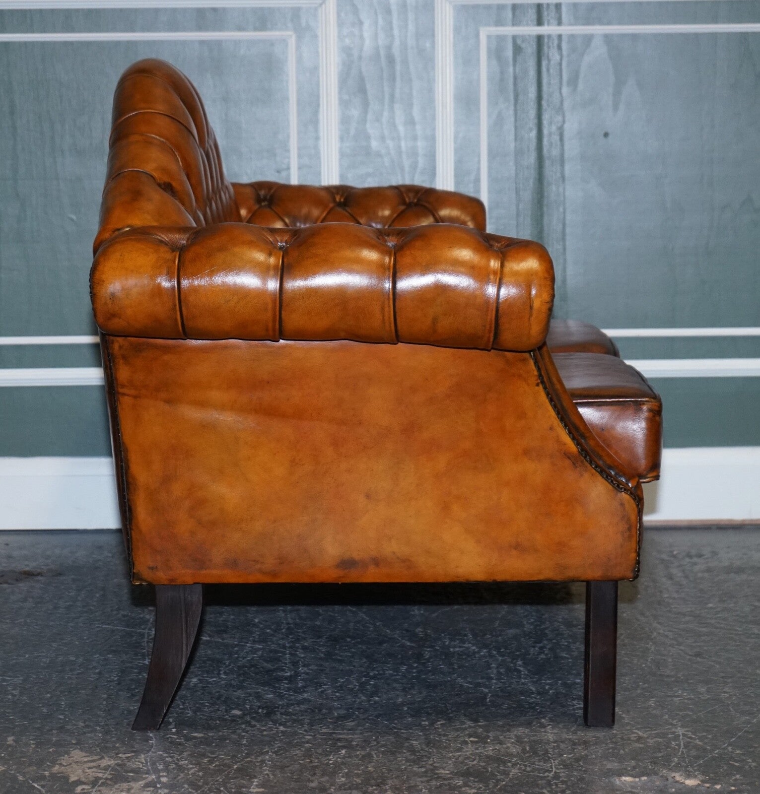 VINTAGE CIGAR BROWN HAND DYED LEATHER CAMEL BACK CHESTERFIELD TWO SEATER SOFA