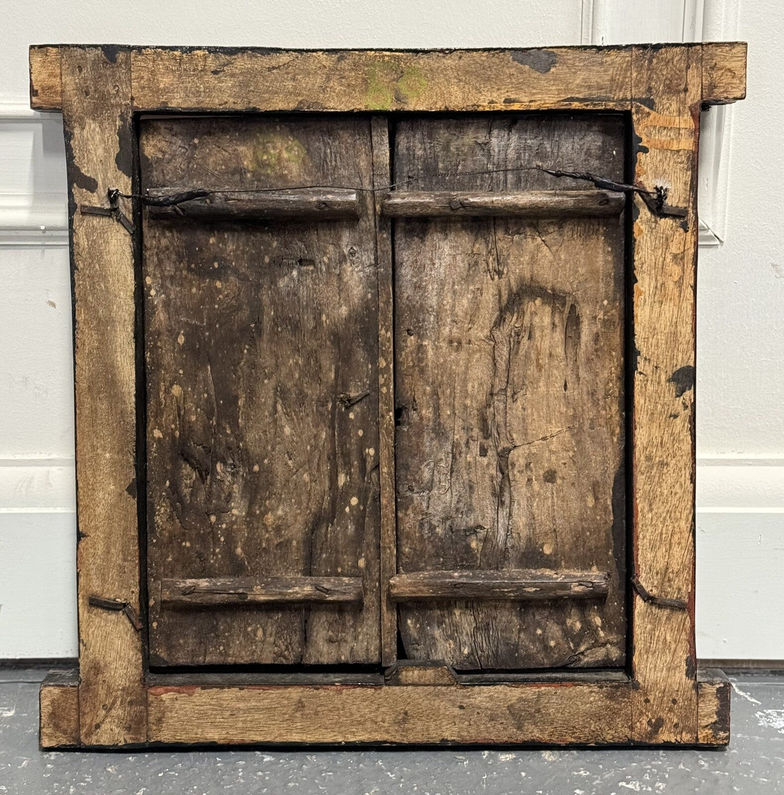 OLD INDiAN PAINTED WOOD WINDOW FRAME FLOWER AND VASE
