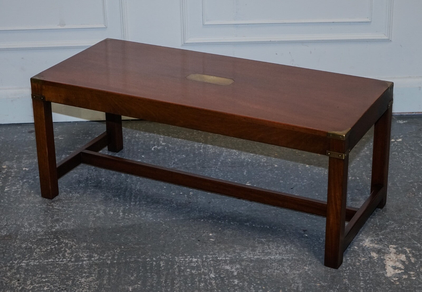 VINTAGE HARRODS REH KENNEDY MILiTARY CAMPAIGN COFFEE TABLE BRASS FITTINGS