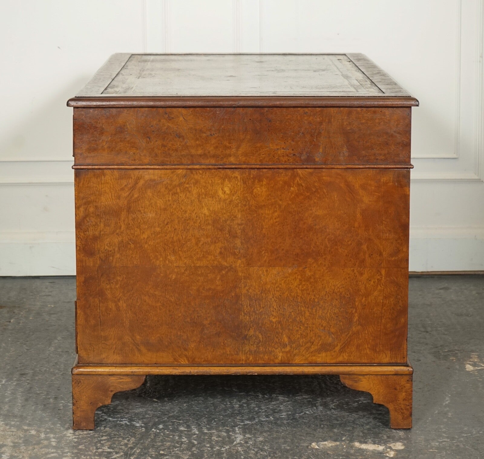 VINTAGE BURR WALNUT TWIN PEDESTAL BROWN LEATHER TOP DESK GOLD EMBOSSED TOOLING