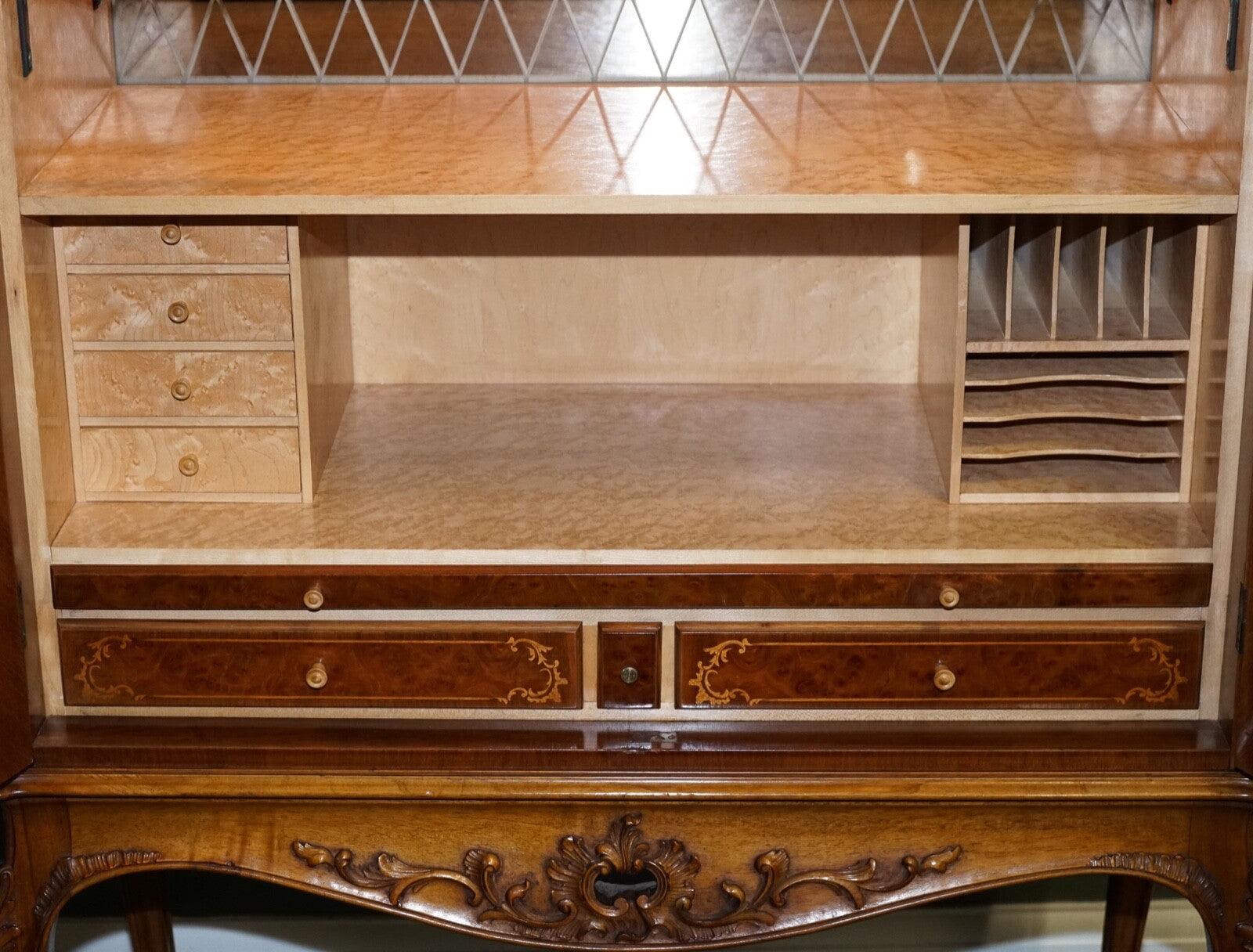 GORGEOUS FRENCH WALNUT PARQUETRY DRINKS COCKTAIL BAR CABINET CUPBOARD