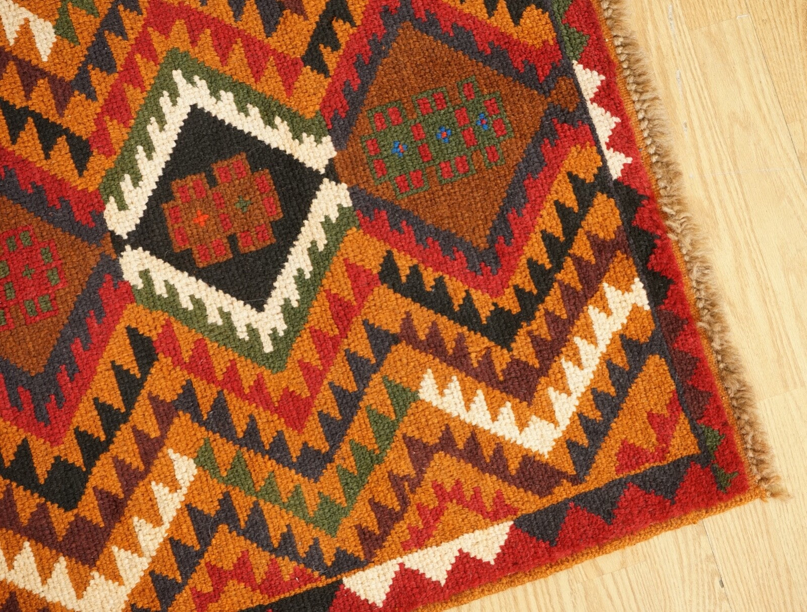 LOVELY VINTAGE GEOMETRIC KILIM AZTEC RUG