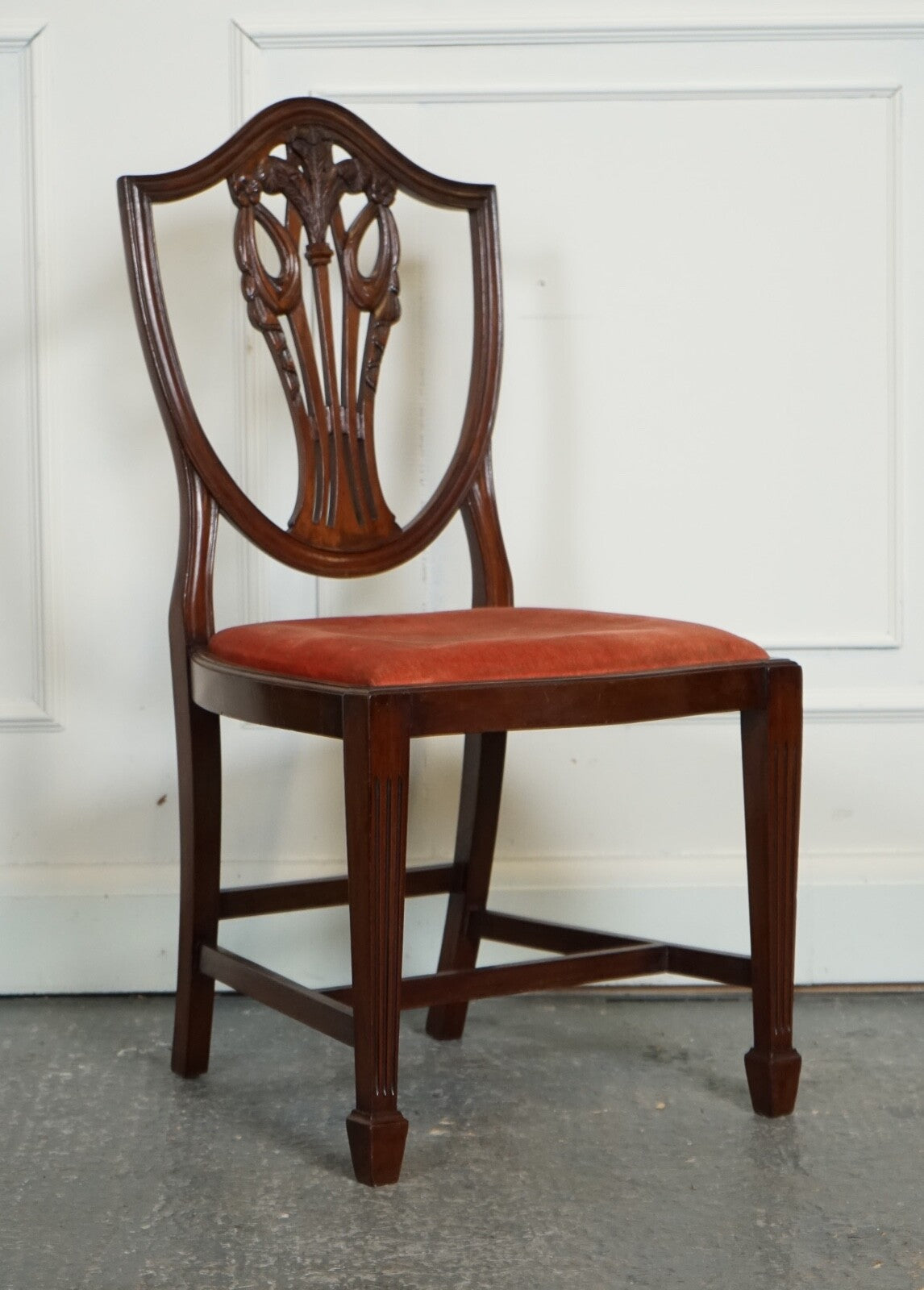 LOVELY PAiR OF VICTORIAN HEPPLEWHITE CARVER HALLWAY SIDE CHAIRS FEATHER FILLED