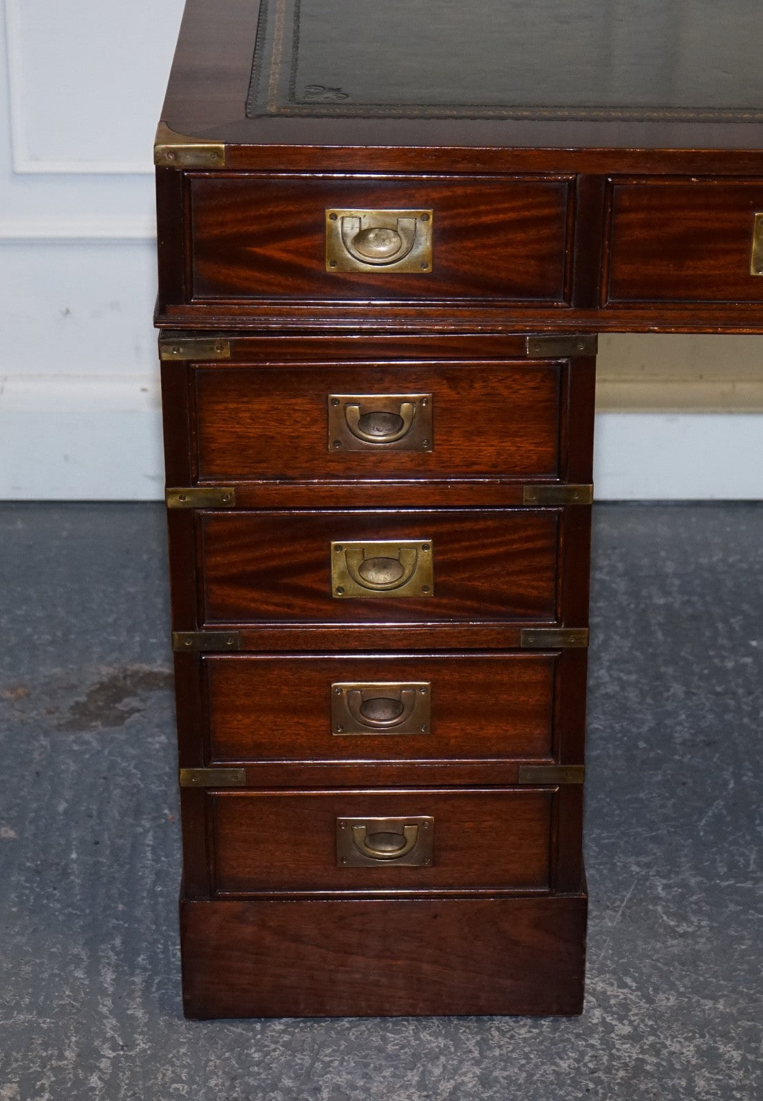 FINE RESTORED MILITARY CAMPAIGN TWIN PEDESTAL DESK WITH GREEN LEATHER TOP