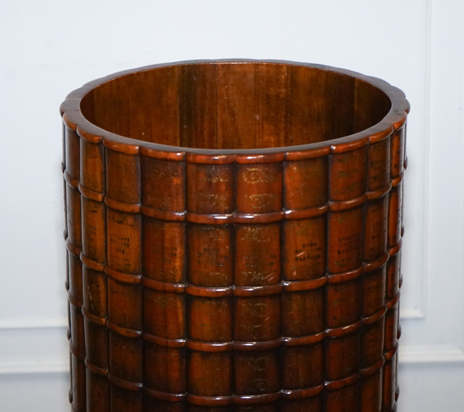 VINTAGE THEODORE ALEXANDER LEATHER FAUX BOOK WASTE BASKET OFFICE BIN