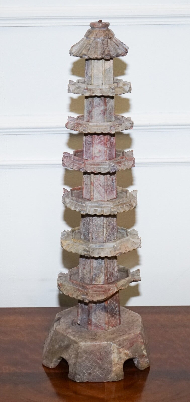 ANTIQUE 19TH CENTURY ORIENTAL CARVED SOAPSTONE PAGODA VERY DECORATIVE