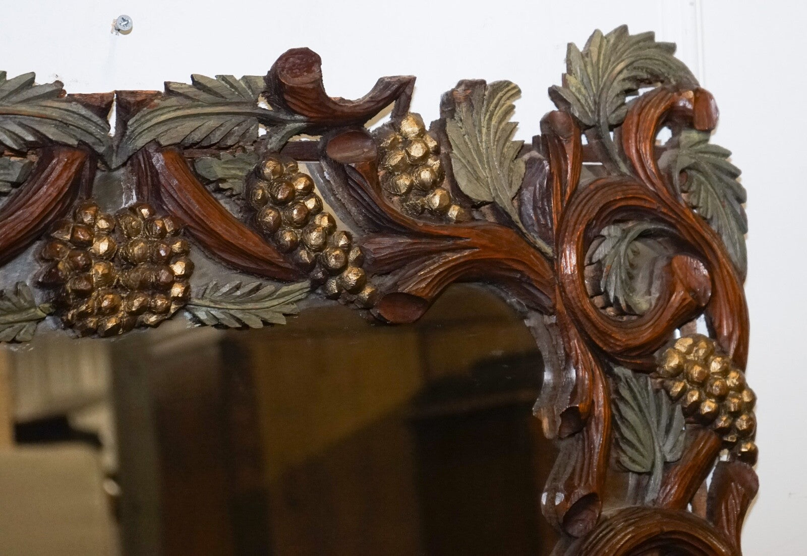 VINTAGE BLACK FORREST STYLE HEAVILY CARVED WOODEN WALL MIRROR VERY DECORATIVE