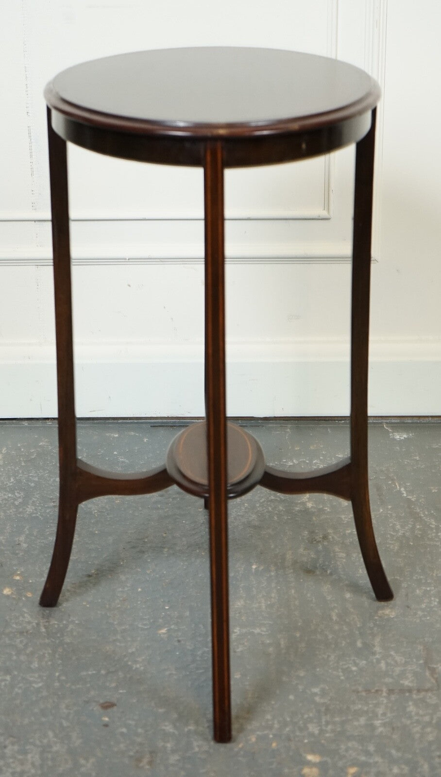 LOVELY ANTIQUE OVAL HARDWOOD SIDE PLANT TABLE J1