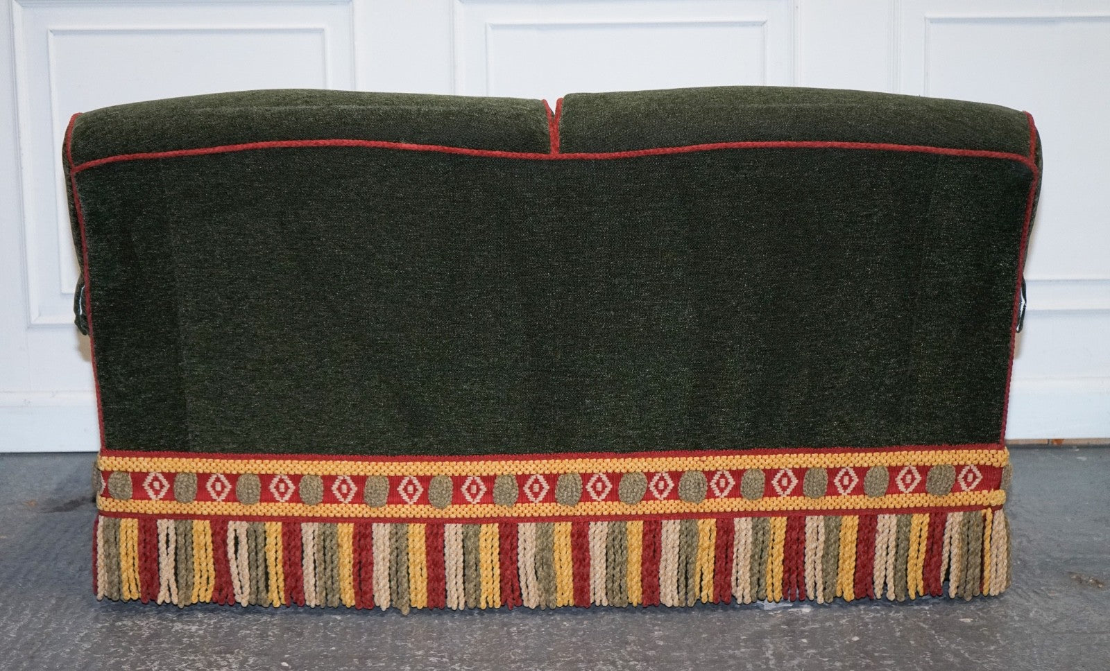PETER DUDGEON BRITISH HANDMADE GREEN FABRIC HOWARD STYLE 2 SEATER SOFA RRP£10000