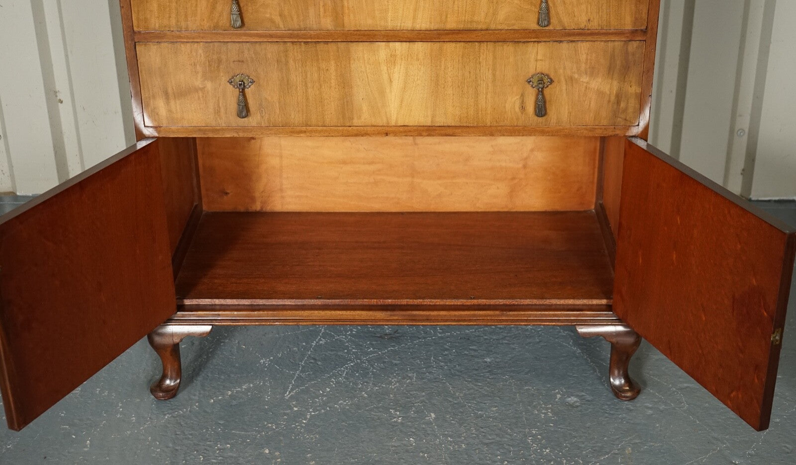 CIRCA 1930'S STAMPED WARING & GILLOW LTD CHEST OF DRAWERS SIDEBOARD