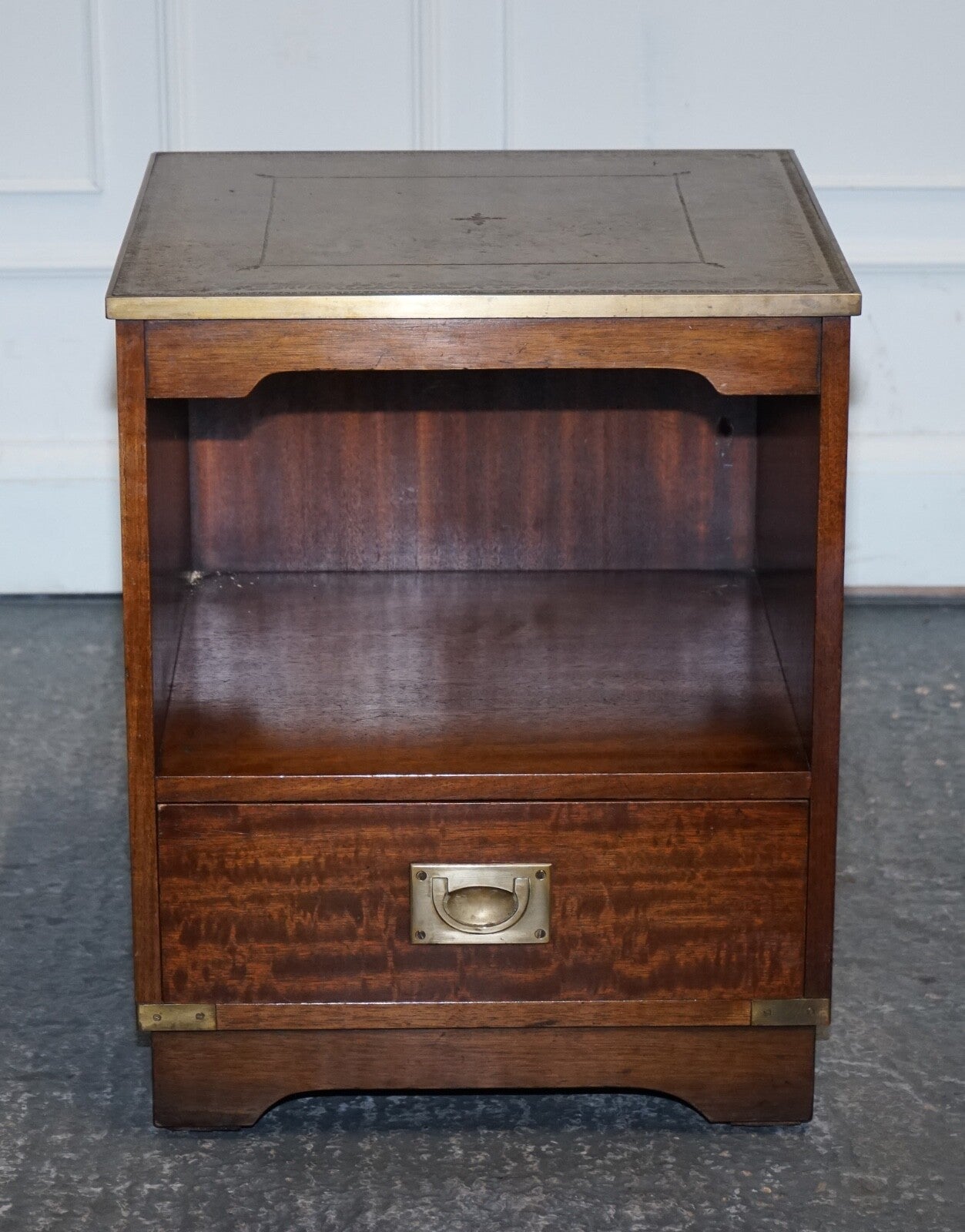 VINTAGE BEVAN FUNELL MILITARY CAMPAIGN BEDSIDE TABLE NIGHTSTAND LEATHER TOP