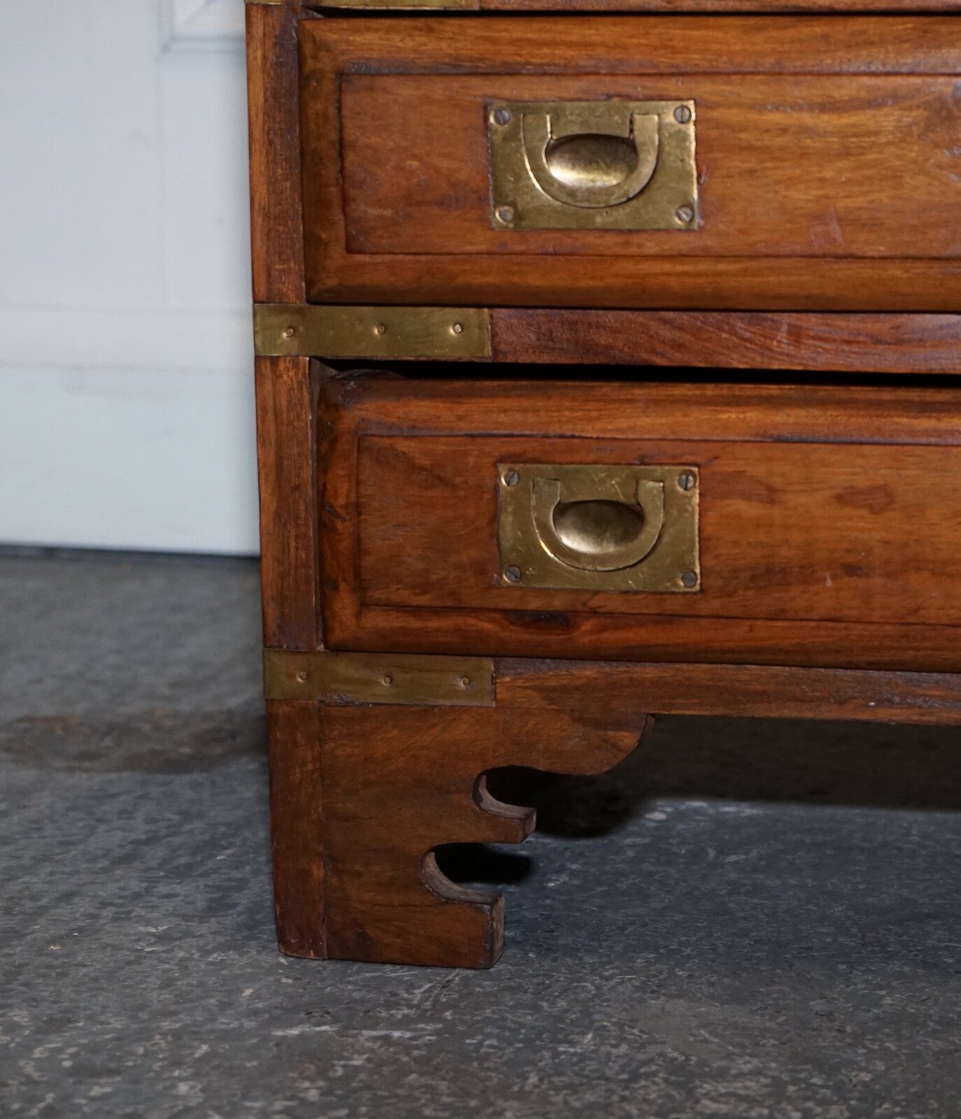 PAIR VINTAGE MILITARY CAMPAIGN BEDSIDE TABLES NIGHTSTANDS
