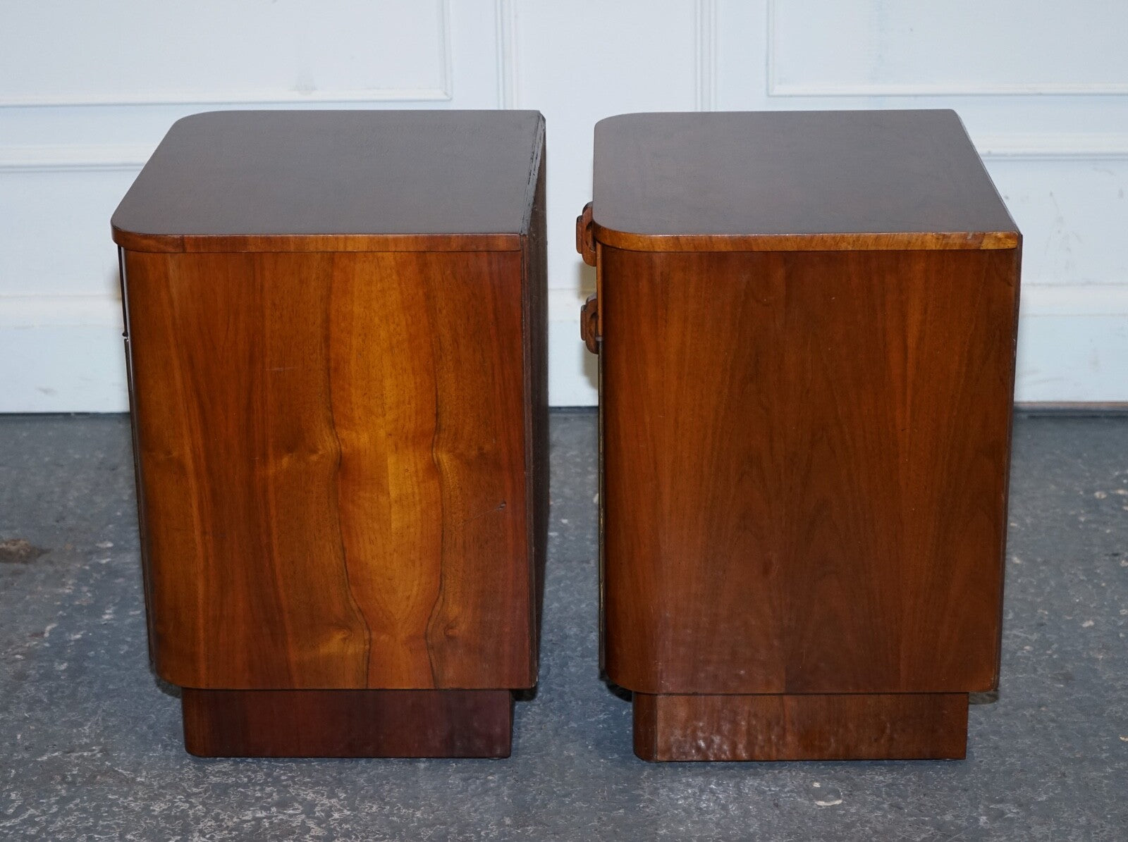 PAIR OF 1930'S ART DECO BURR WALNUT BEDSIDE TABLES NIGHTSTANDS DRAWER & CUPBOARD