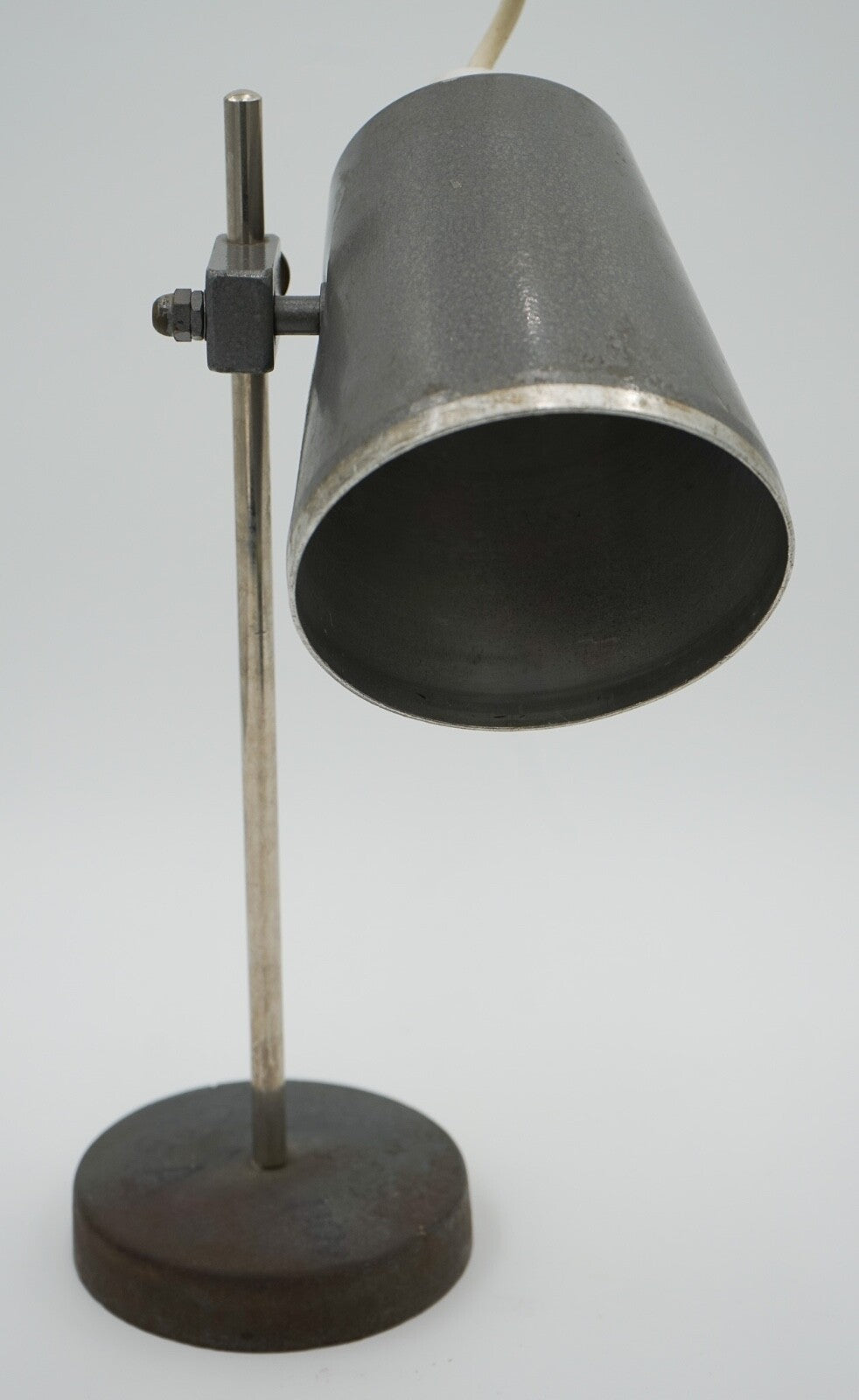 1940'S ENGLISH SALVAGED LABORATORY SCHOOL TABLE ADJUSTABLE LIGHT 006