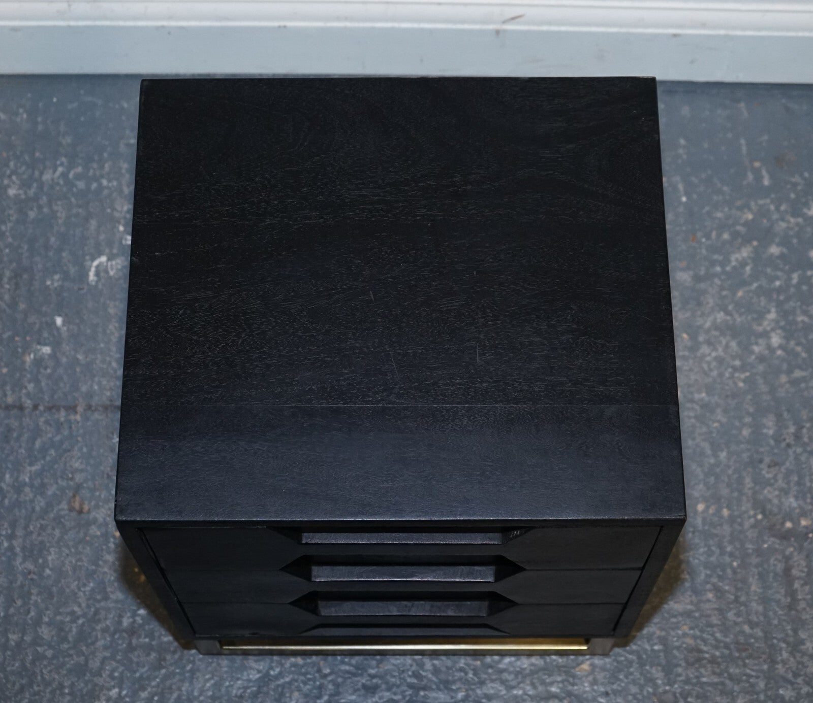 EX SHOWROOM ATKING AND THYME HEX BLACK AND GOLD BEDSIDE TABLE