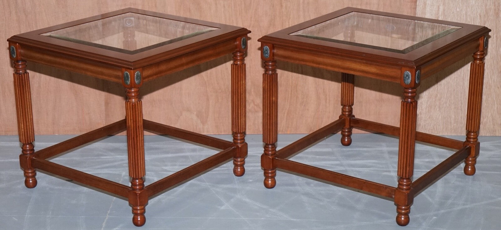 PAIR OF BEAUTIFUL WOODEN SIDE TABLES WITH GLASS TOP