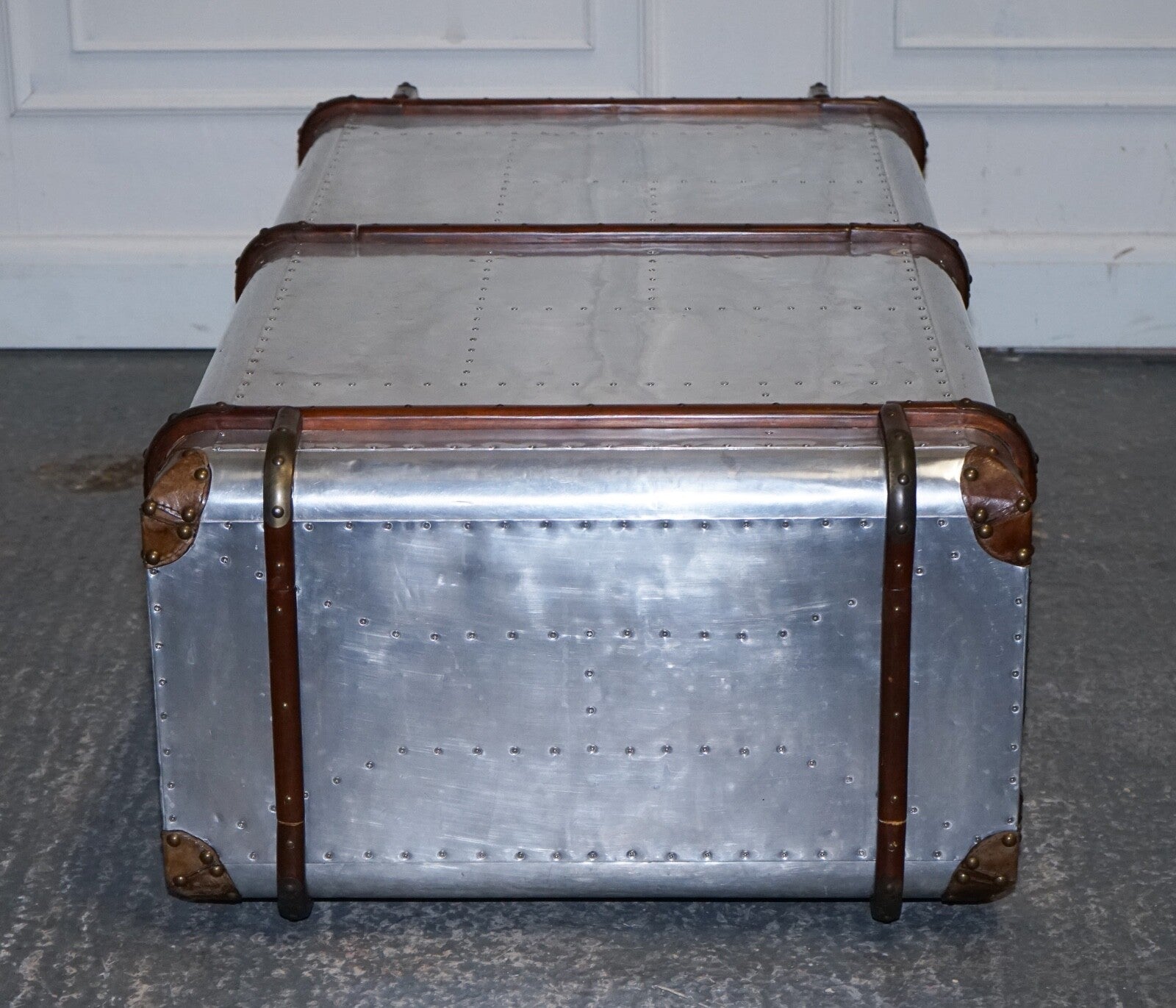 VINTAGE TIMOTHY OULTON AVIATOR INDUSTRIAL SILVER COFFEE TABLE LEATHER DETAILS