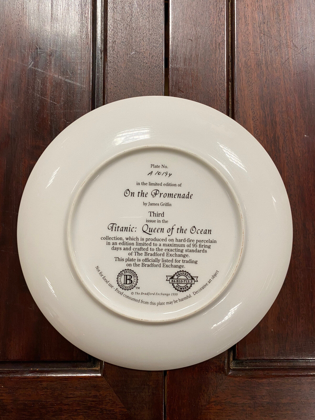 VINTAGE BRADFORD EXCHANGE SET OF 4 TITANIC COLLECTABLE PLATES