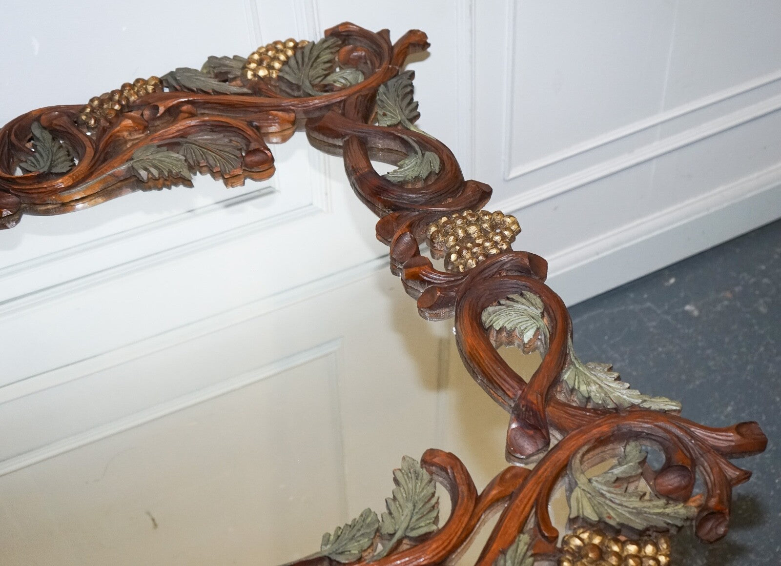 VINTAGE BLACK FORREST STYLE HEAVILY CARVED WOODEN WALL MIRROR VERY DECORATIVE