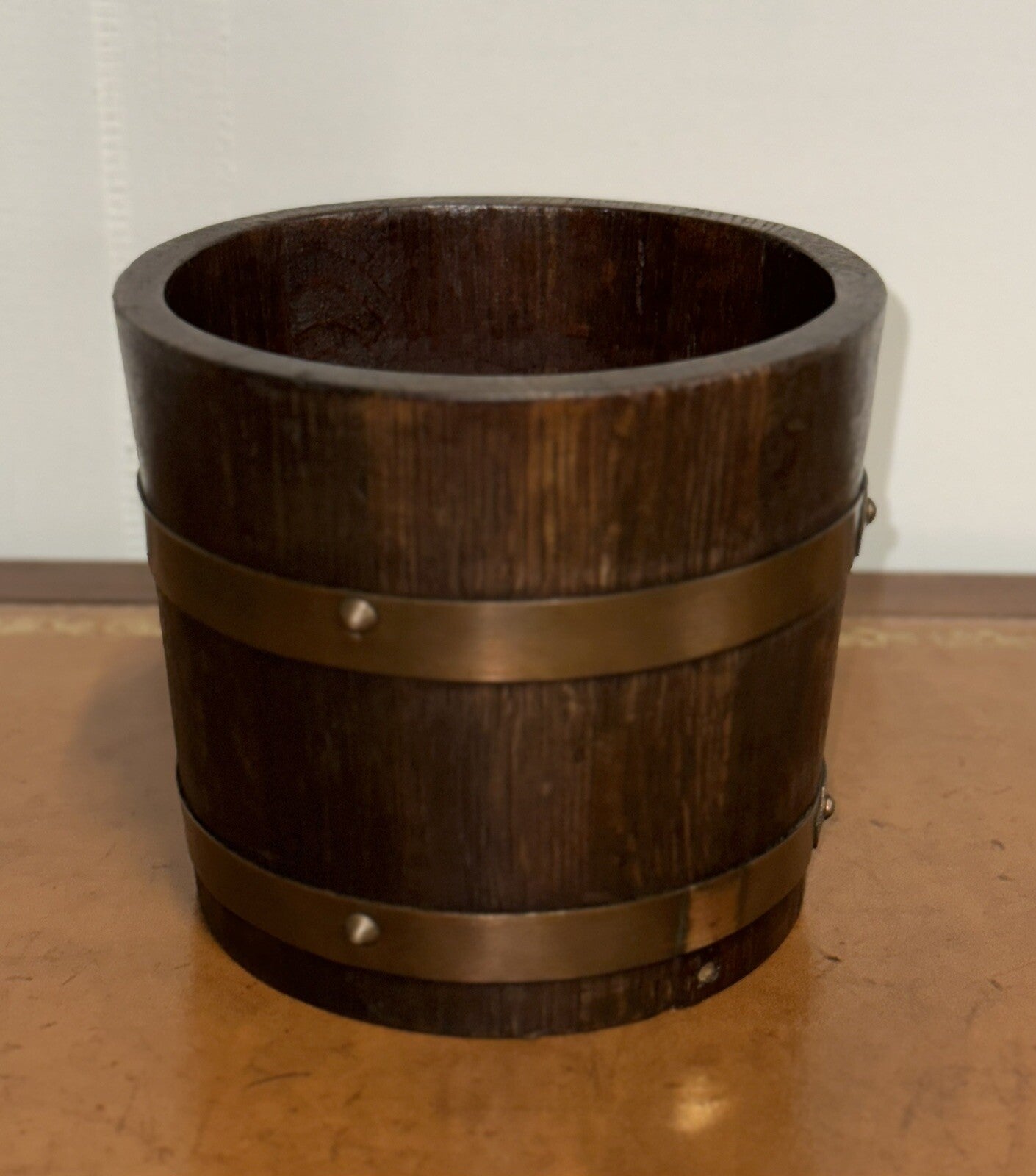 R A LISTER & CO OAK 1900s EDWARDIAN BUCKET WITH BRASS BRACES