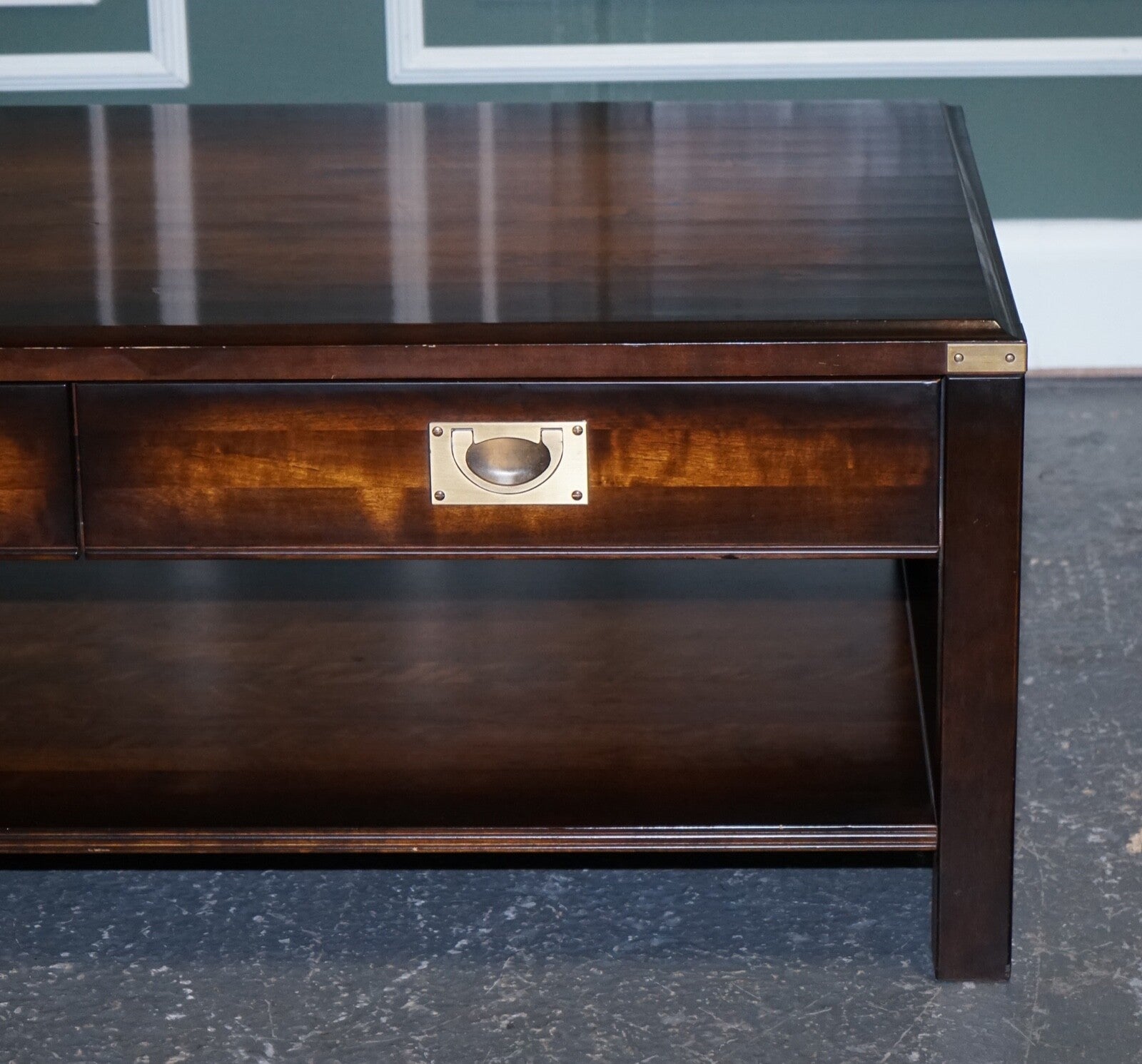 STUNNING VINTAGE MILITARY CAMPAIGN MAHOGANY & BRASS COFFEE TABLE