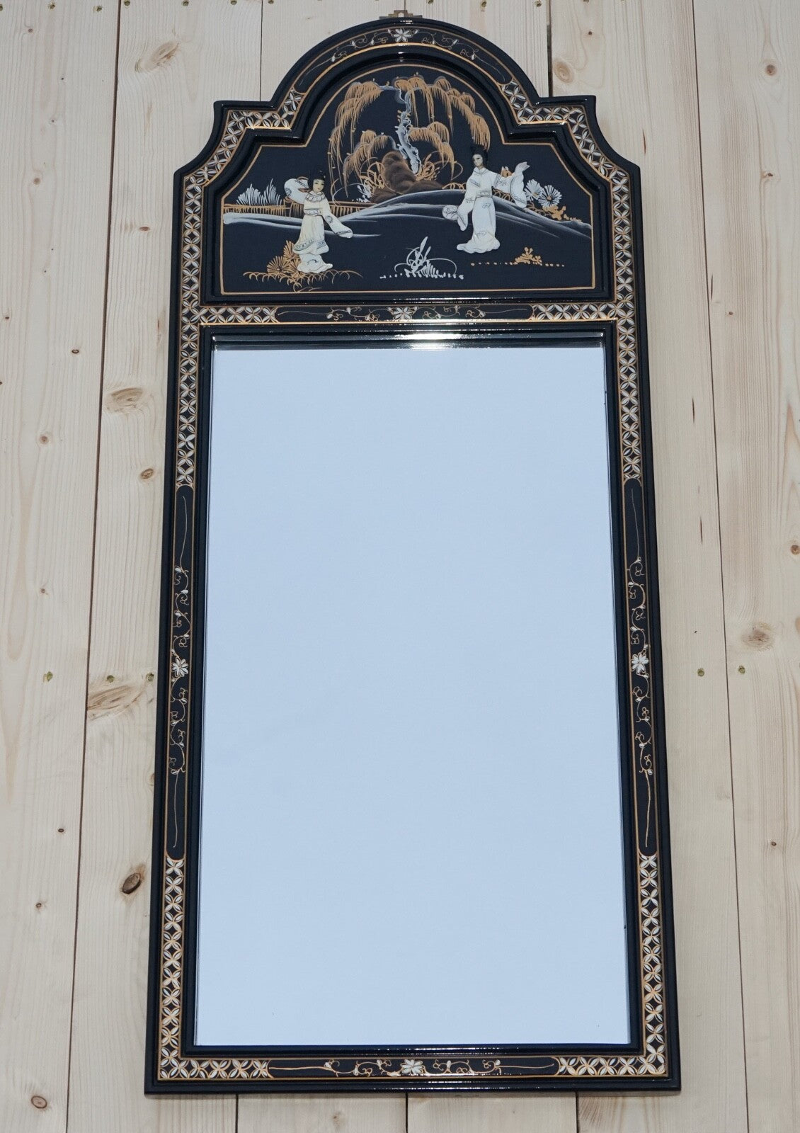 VINTAGE CHINESE ORIENTAL CHINOISERIE ORNATE LACQUERED WALL MIRROR