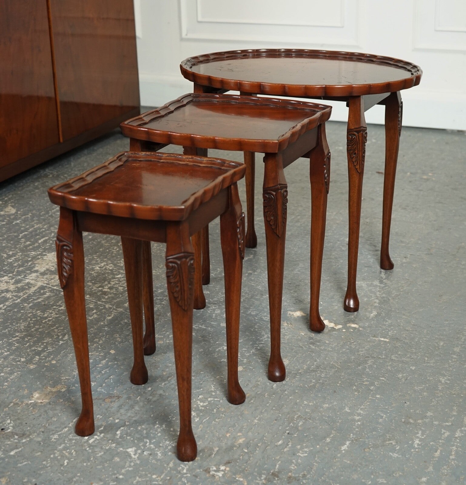 VINTAGE BEVAN FUNNEL NEST OF TABLES WITH PIE CRUST TOP J1