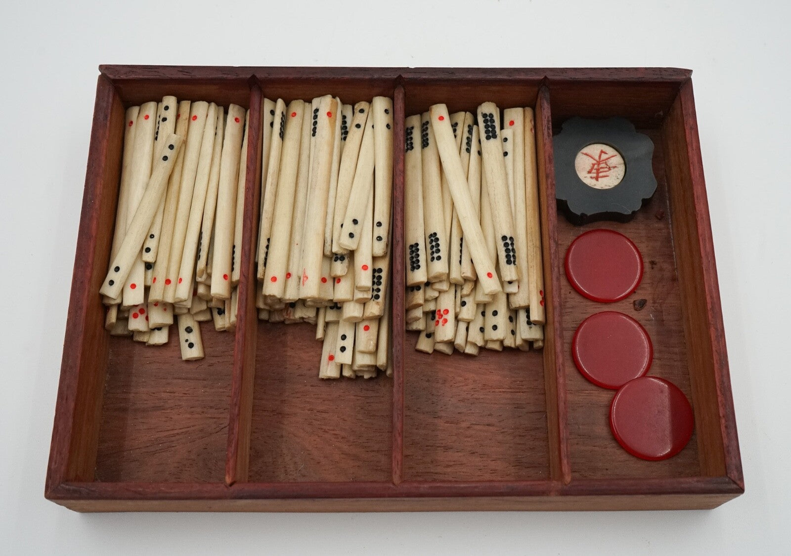 CIRCA 1910 HAMLEYS LONDON CHINESE BOX MAHJONG SET INCLUDING 4 SEASONS RACKS