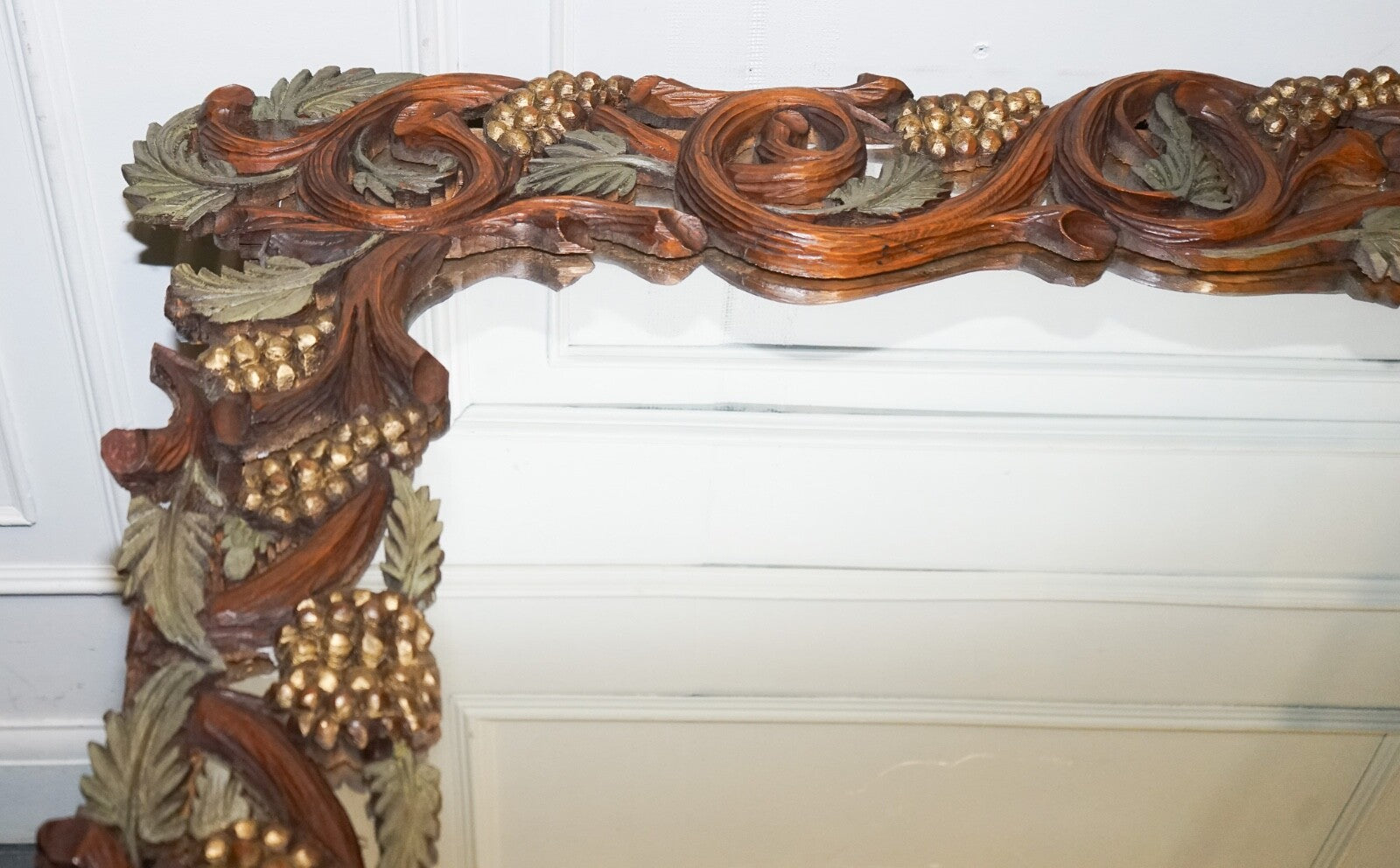 VINTAGE BLACK FORREST STYLE HEAVILY CARVED WOODEN WALL MIRROR VERY DECORATIVE