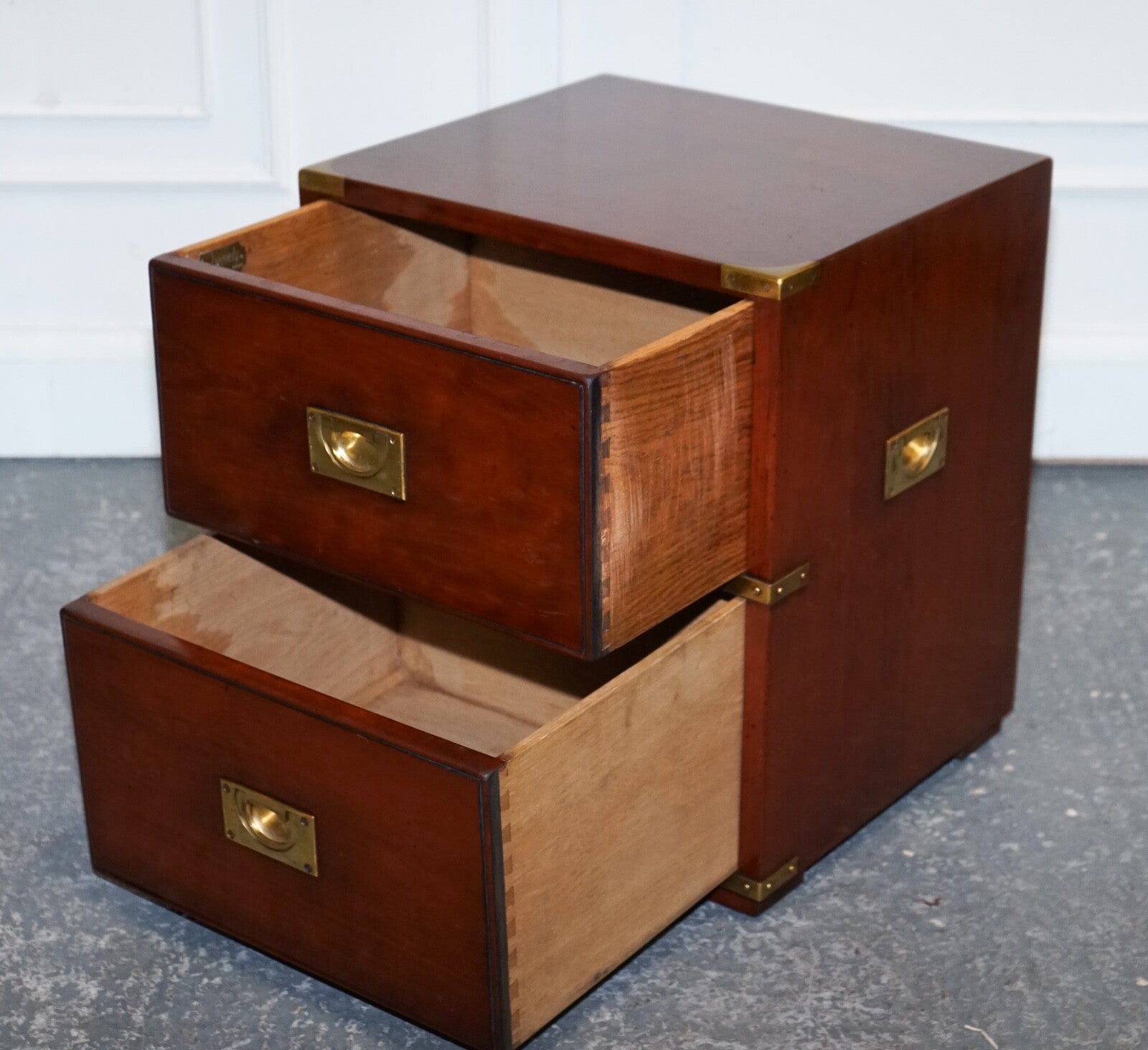 LOVELY MILITARY CAMPAIGN HARRODS KENNEDY BEDSIDE NIGHTSTAND TWO DRAWERS